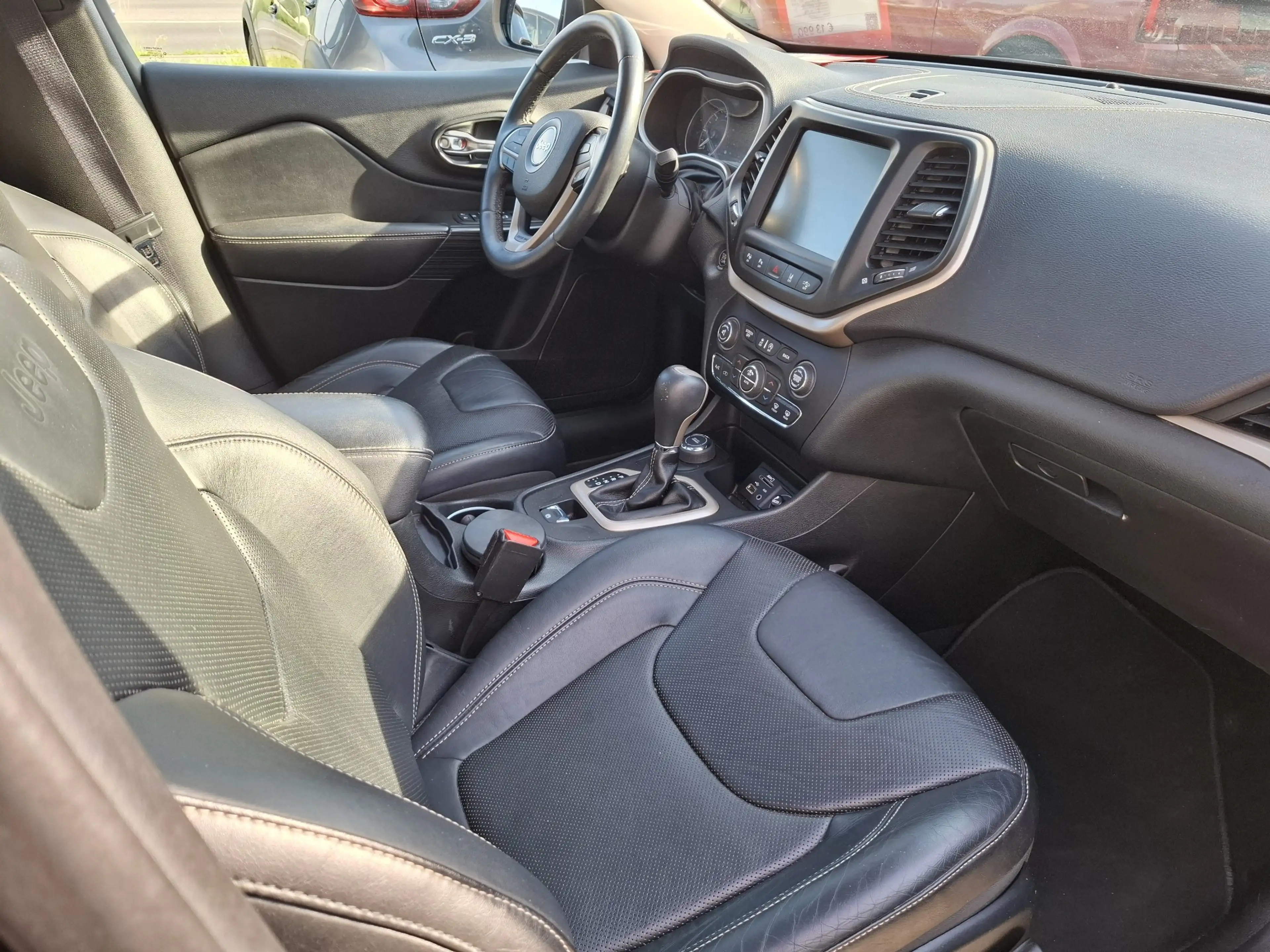 Jeep Cherokee Limited 4WD +Vollausstattung — photo 14