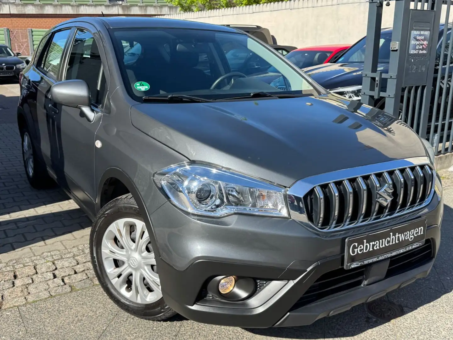 Suzuki SX4 S-Cross original 27.000 km GARANTIE 1.HAND Grau - 1