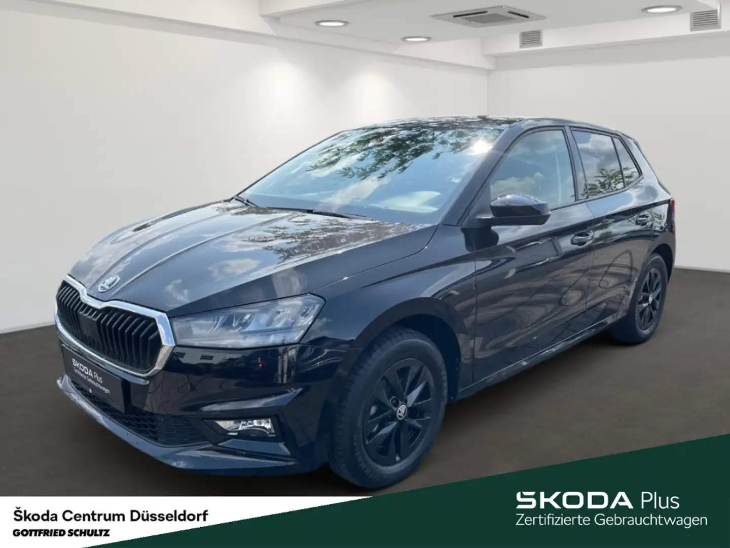 Skoda Fabia SELECTION 1 0 TSI 50 KW PDC KLIMA ZV Schwarz - 2