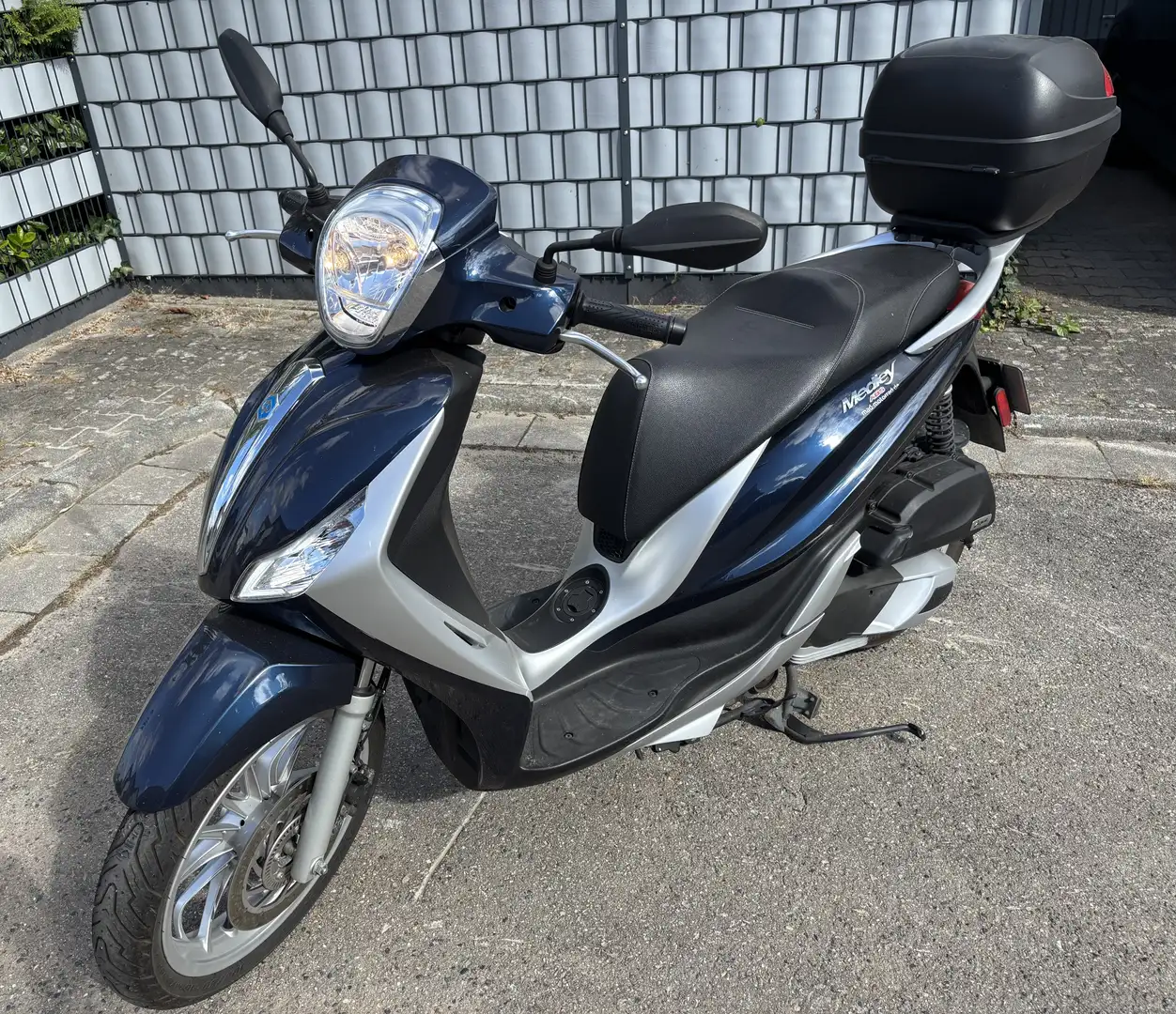 Piaggio Medley 125 - 1
