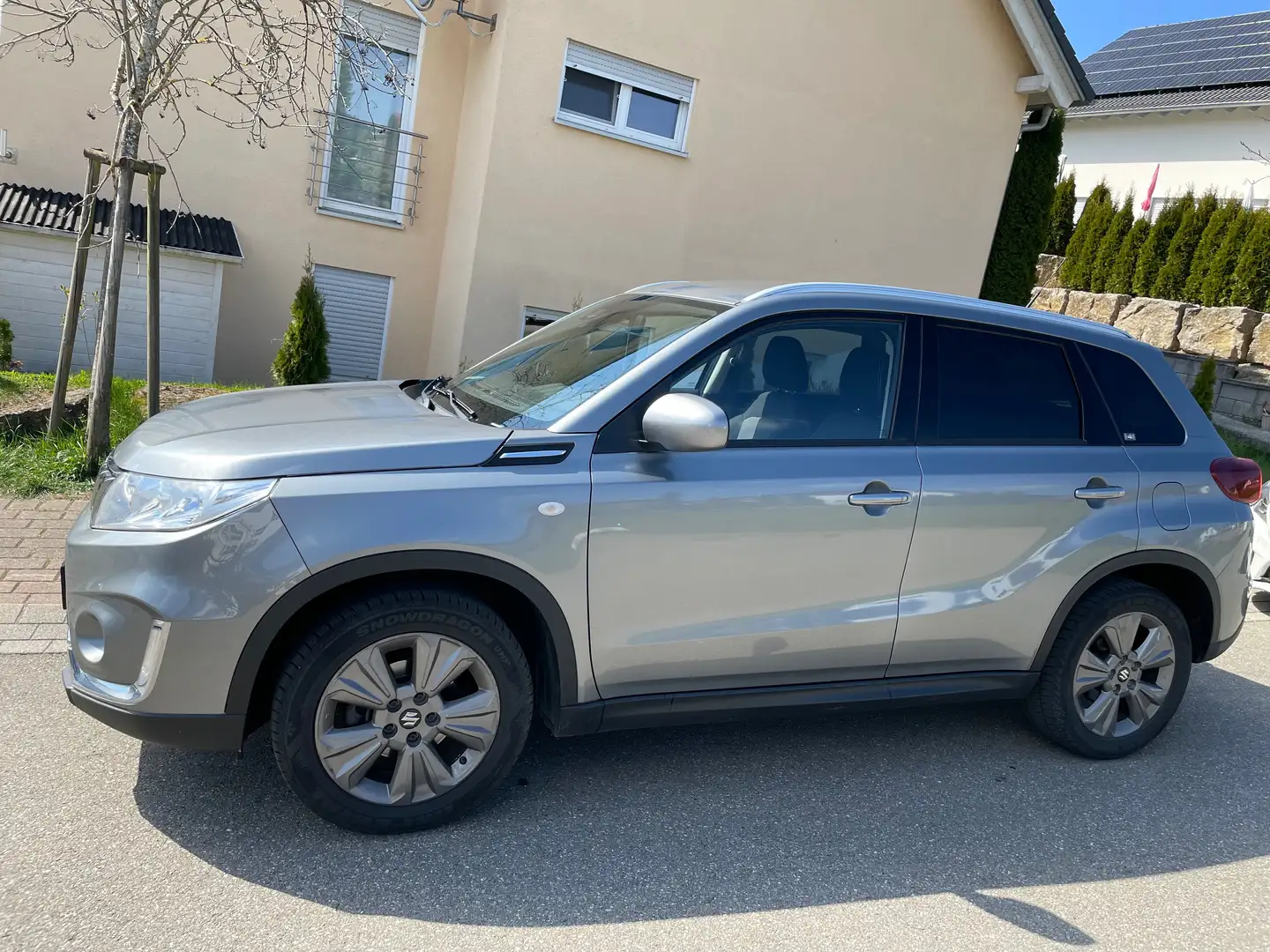Suzuki Vitara Vitara 1.4 Boosterjet Comfort Grau - 2