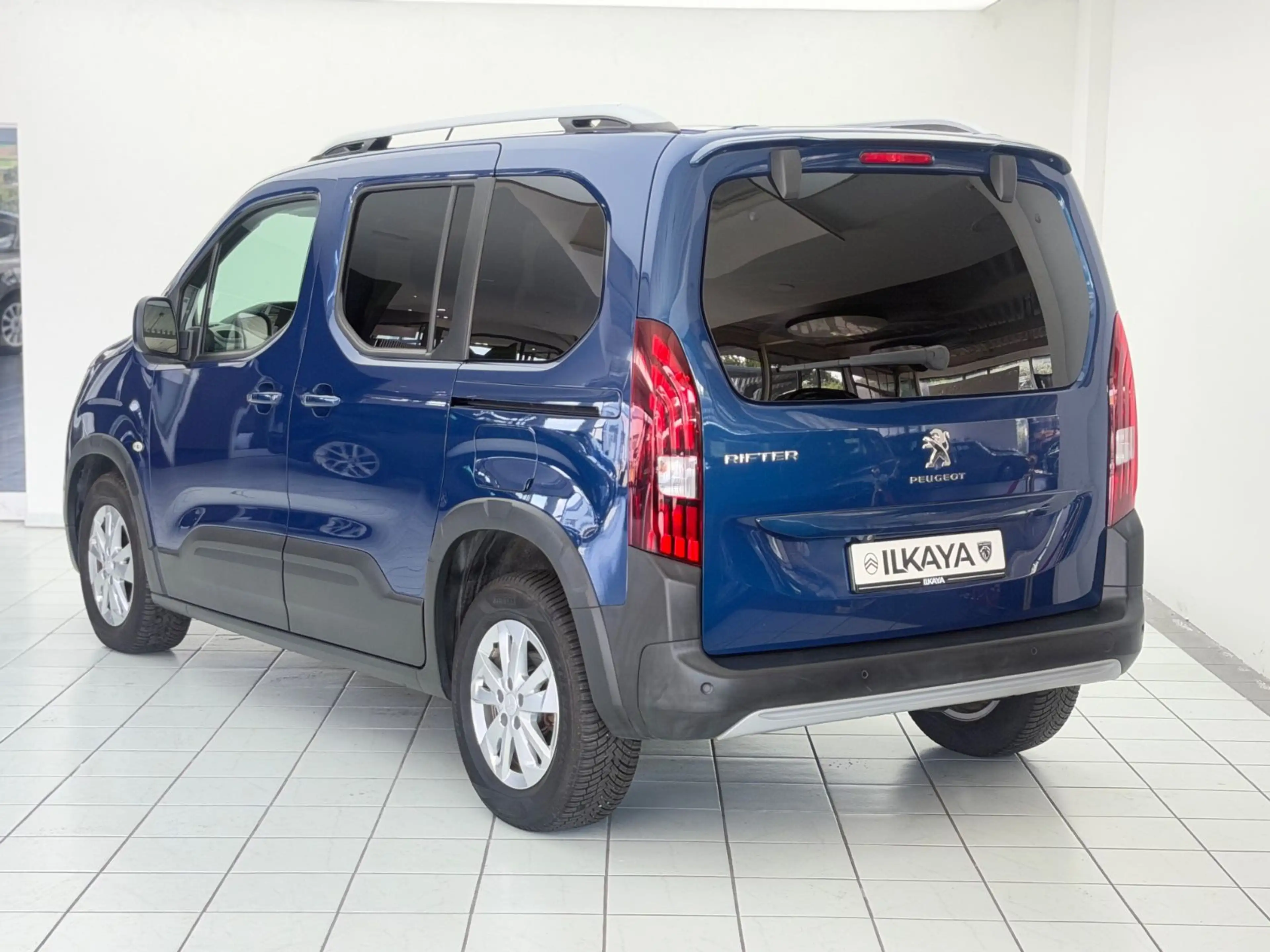 Peugeot Rifter Allure Pack L1 *AppleCarPlay*Kamera* — photo 4