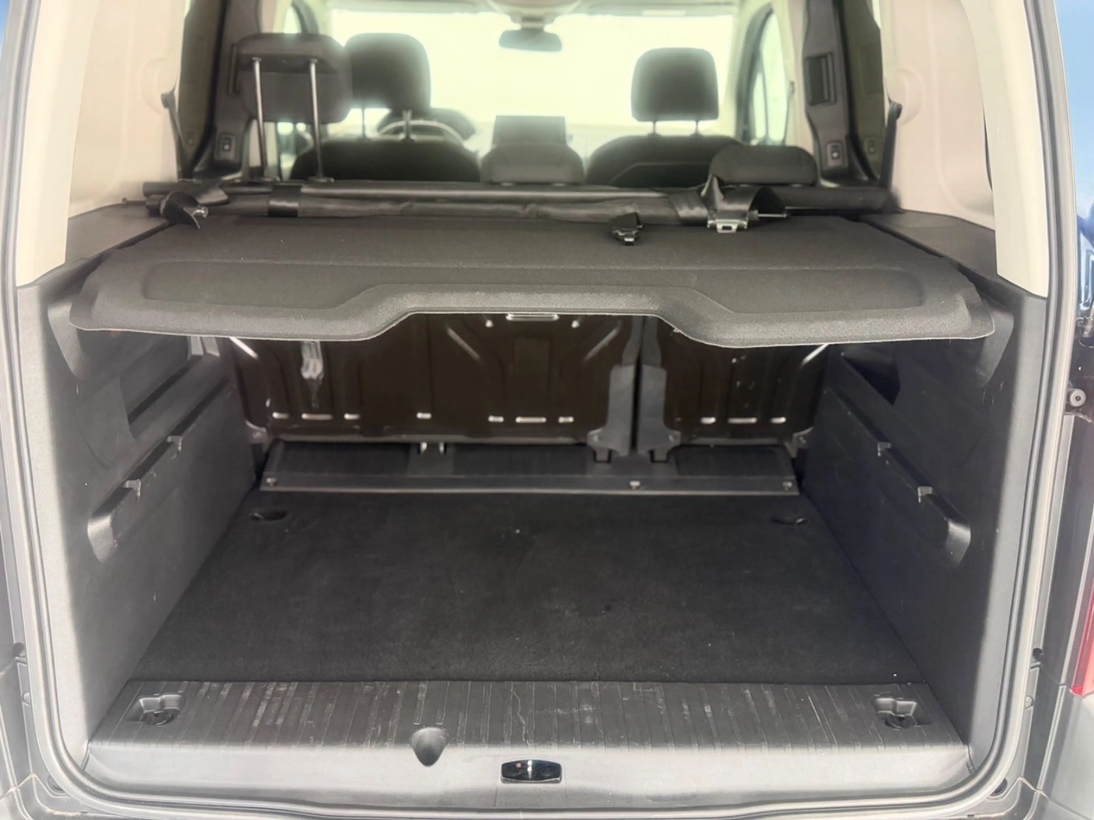 Peugeot Rifter Allure Pack L1 *AppleCarPlay*Kamera* — photo 11