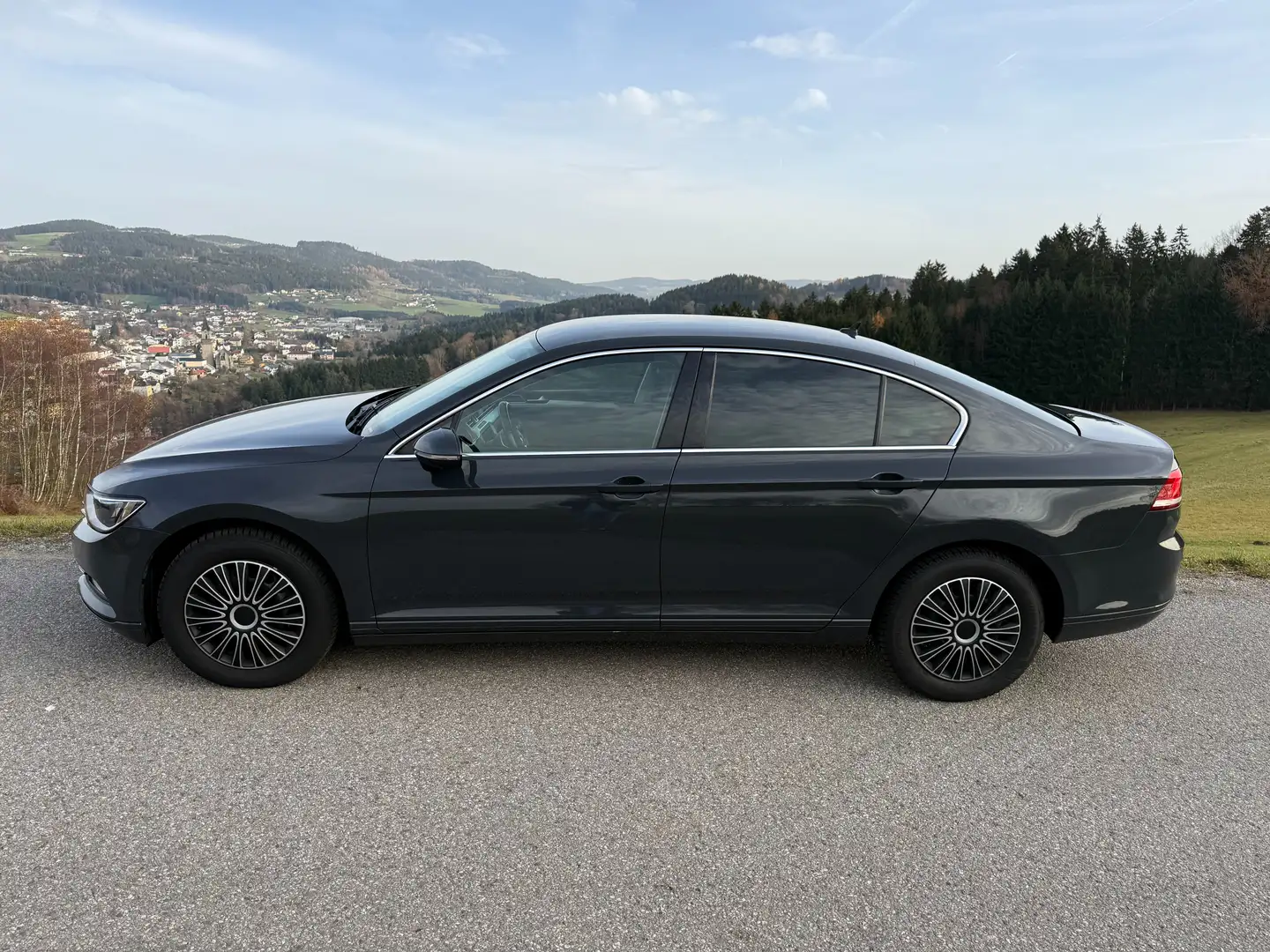 Volkswagen Passat Passat Comfortline 2,0 TDI SCR DSG Comfortline Grau - 1