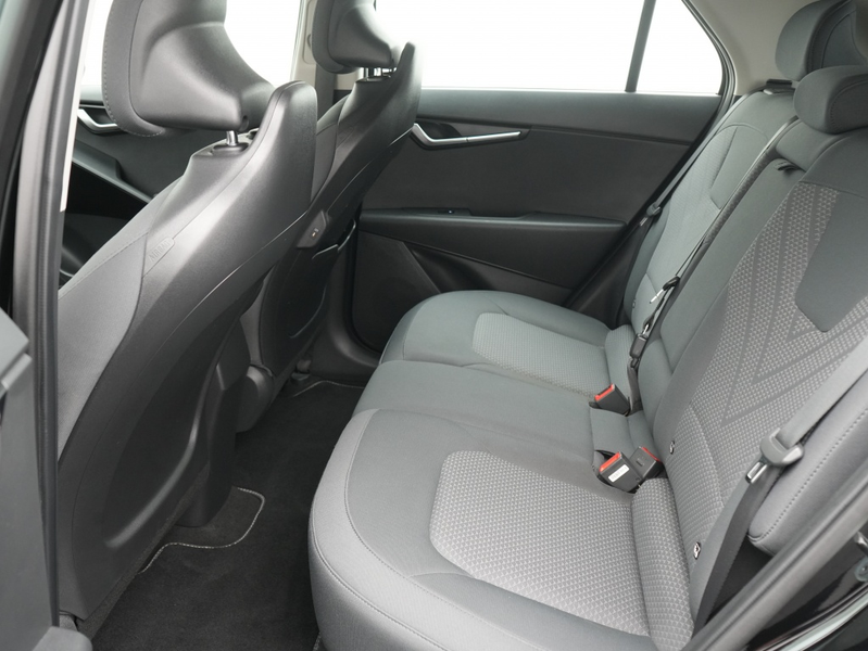 Kia e-Niro EV DynamicLine 64.8 kWh | Led | Camera | Private L — photo 15
