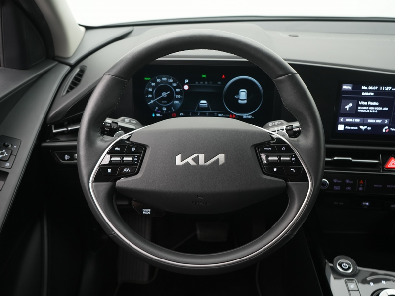 Kia e-Niro EV DynamicLine 64.8 kWh | Led | Camera | Private L — photo 3