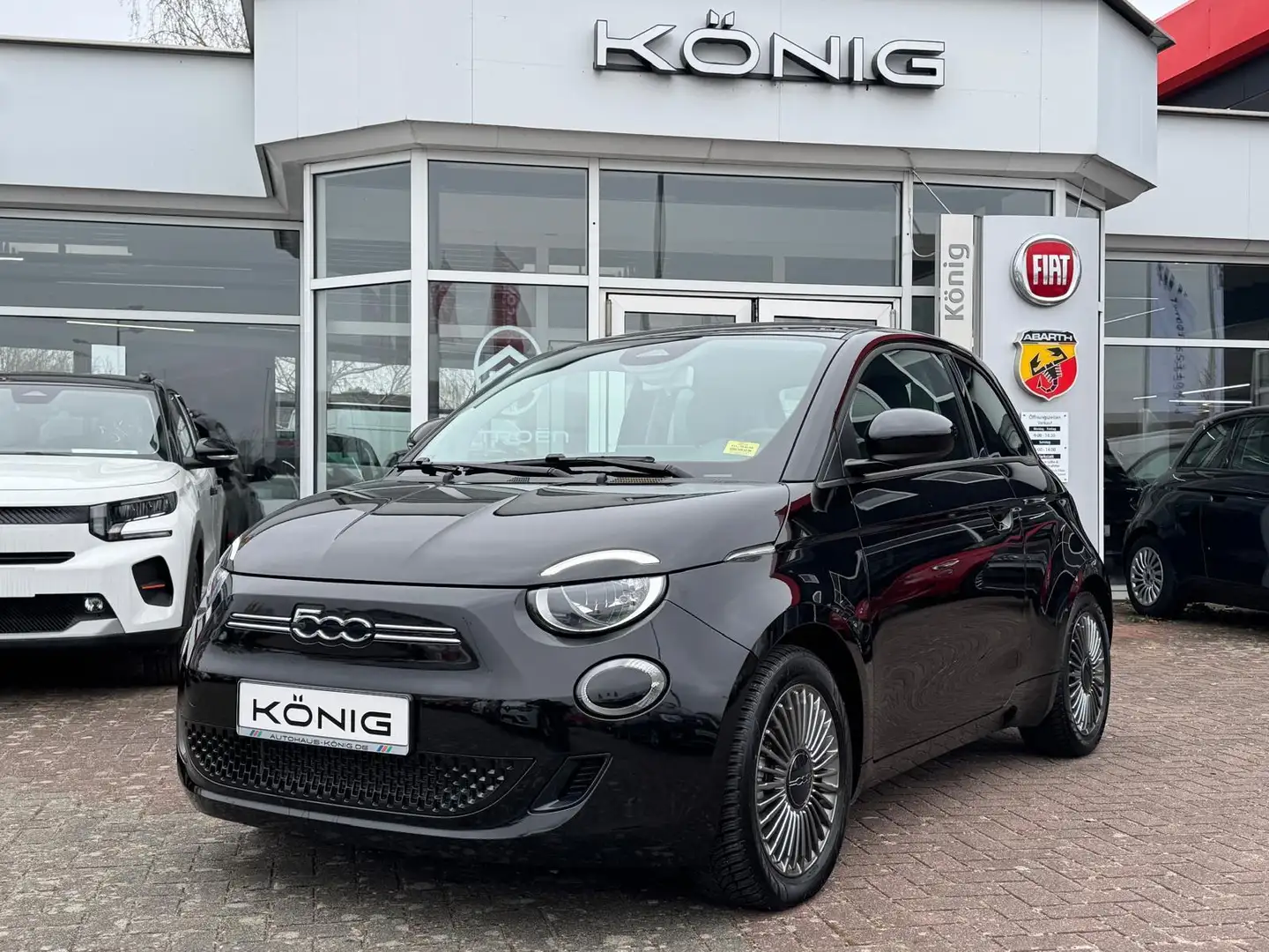 Fiat 500e Icon CCS Tempomat Klimaautomatik Carplay Schwarz - 1