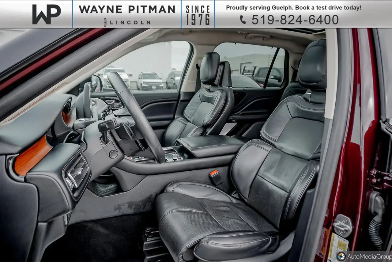 Lincoln Aviator снимка Lincoln Aviator