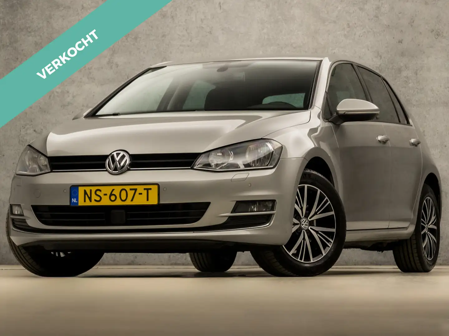 Volkswagen Golf 1.2 TSI Sportline Automaat (NAVIGATIE, CLIMATE, ST Gris - 1