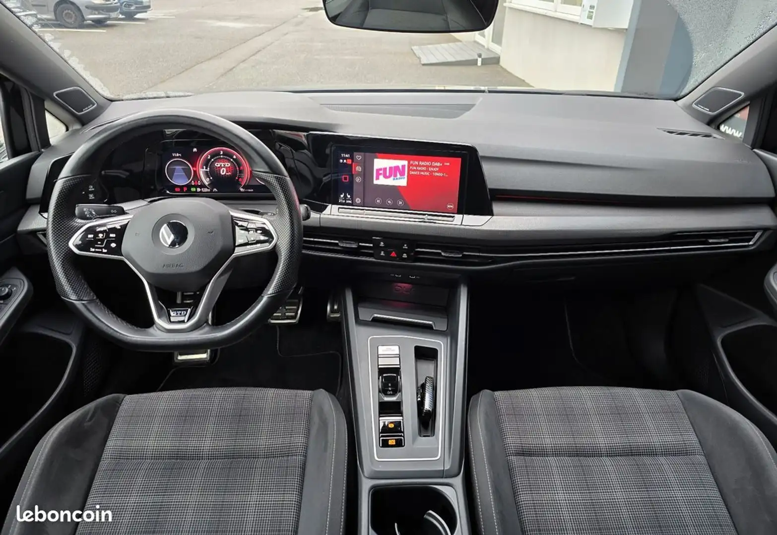 Volkswagen Golf gtd 2.0 tdi 200ch h.k-acc-iq light-attelage-ja 19-fr Noir - 2