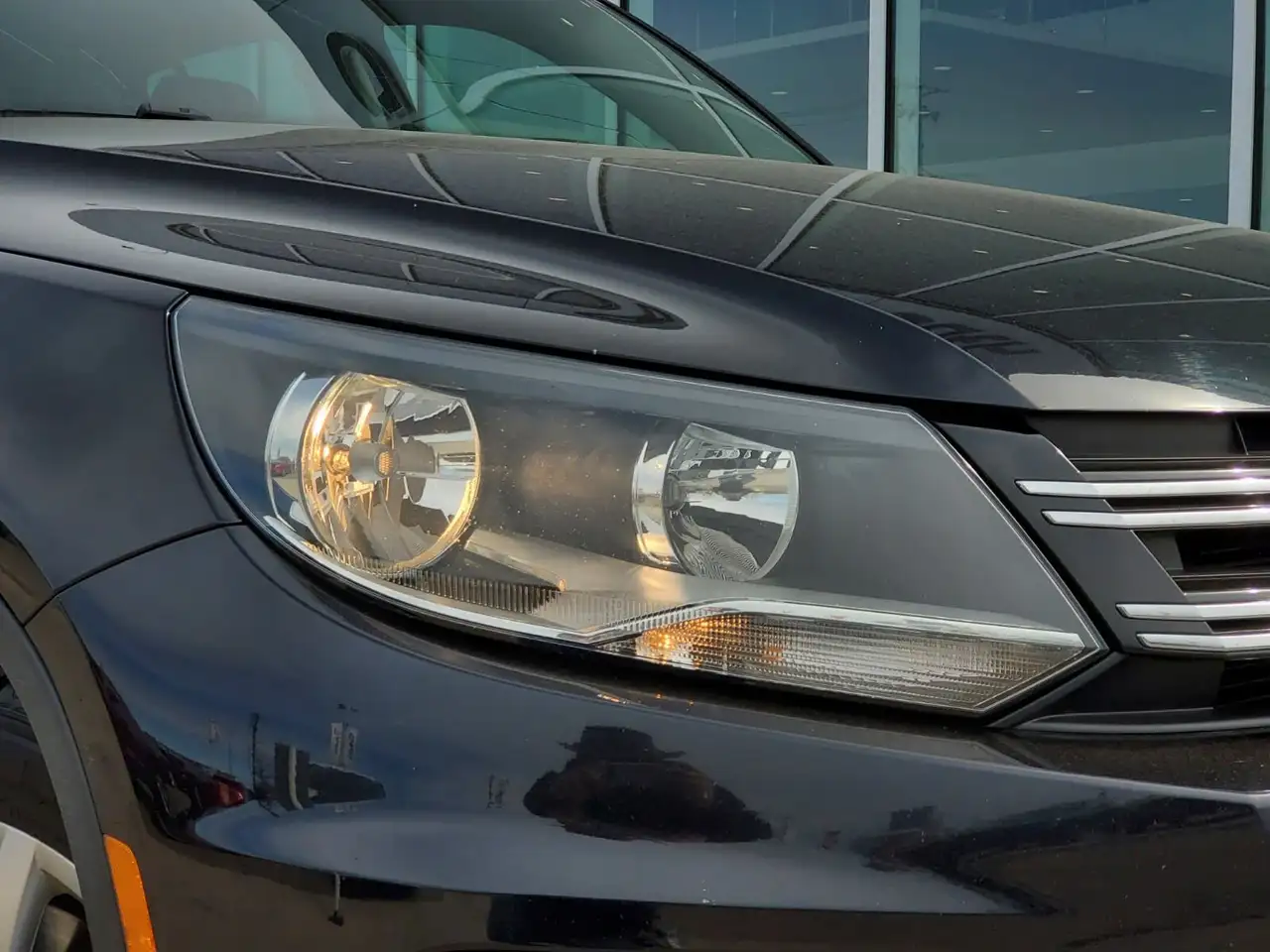 Volkswagen Tiguan снимка Volkswagen Tiguan