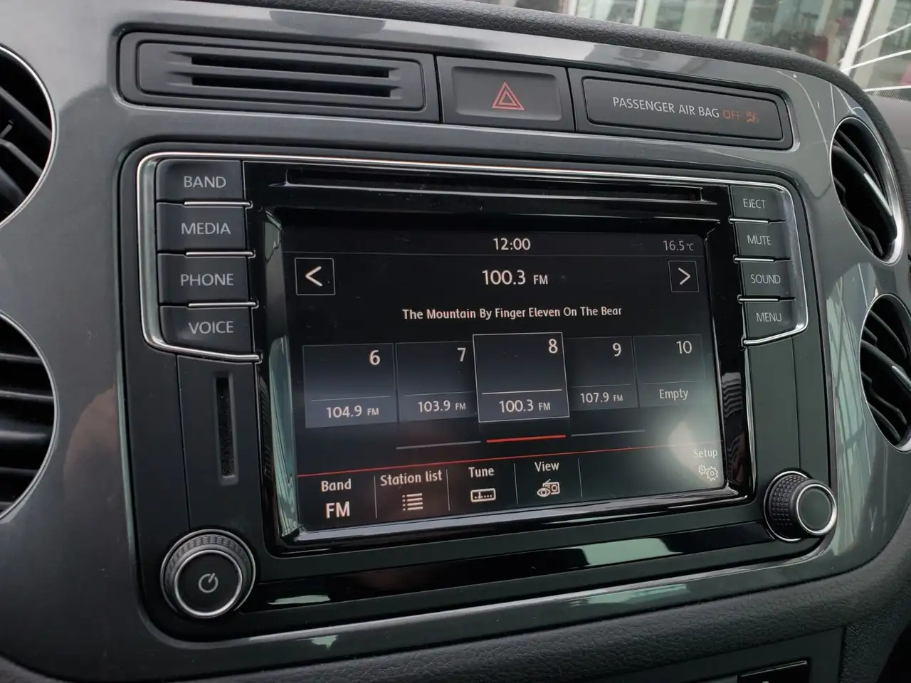 Volkswagen Tiguan снимка Volkswagen Tiguan