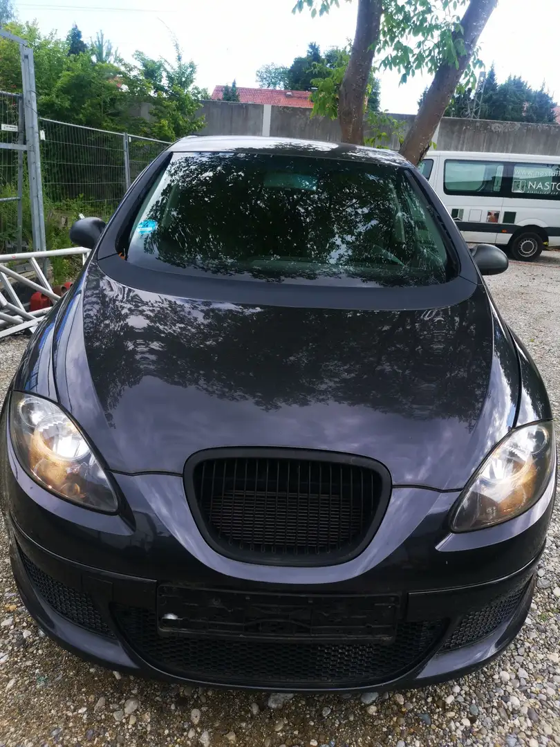 SEAT Altea 1.6 Stylance Чорний - 1