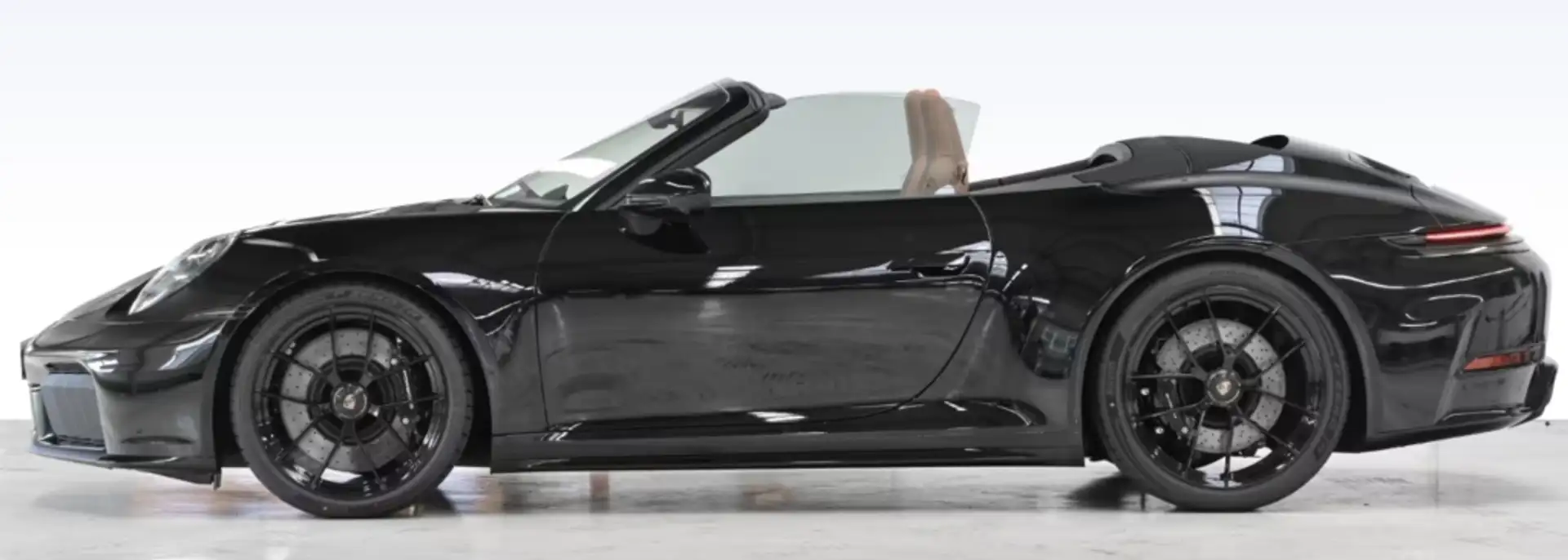 Porsche 992 Carrera GTS Cabriolet Negro - 2