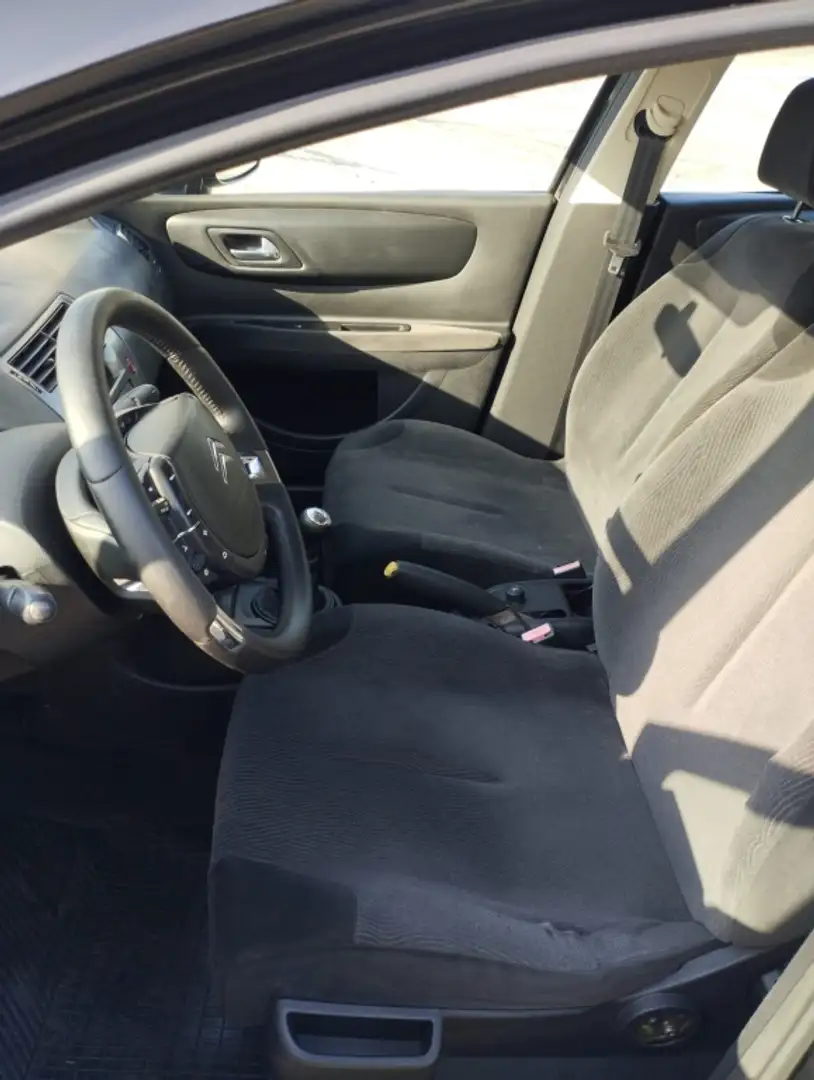 Citroen C4 1.6HDI Cool 110 Noir - 2