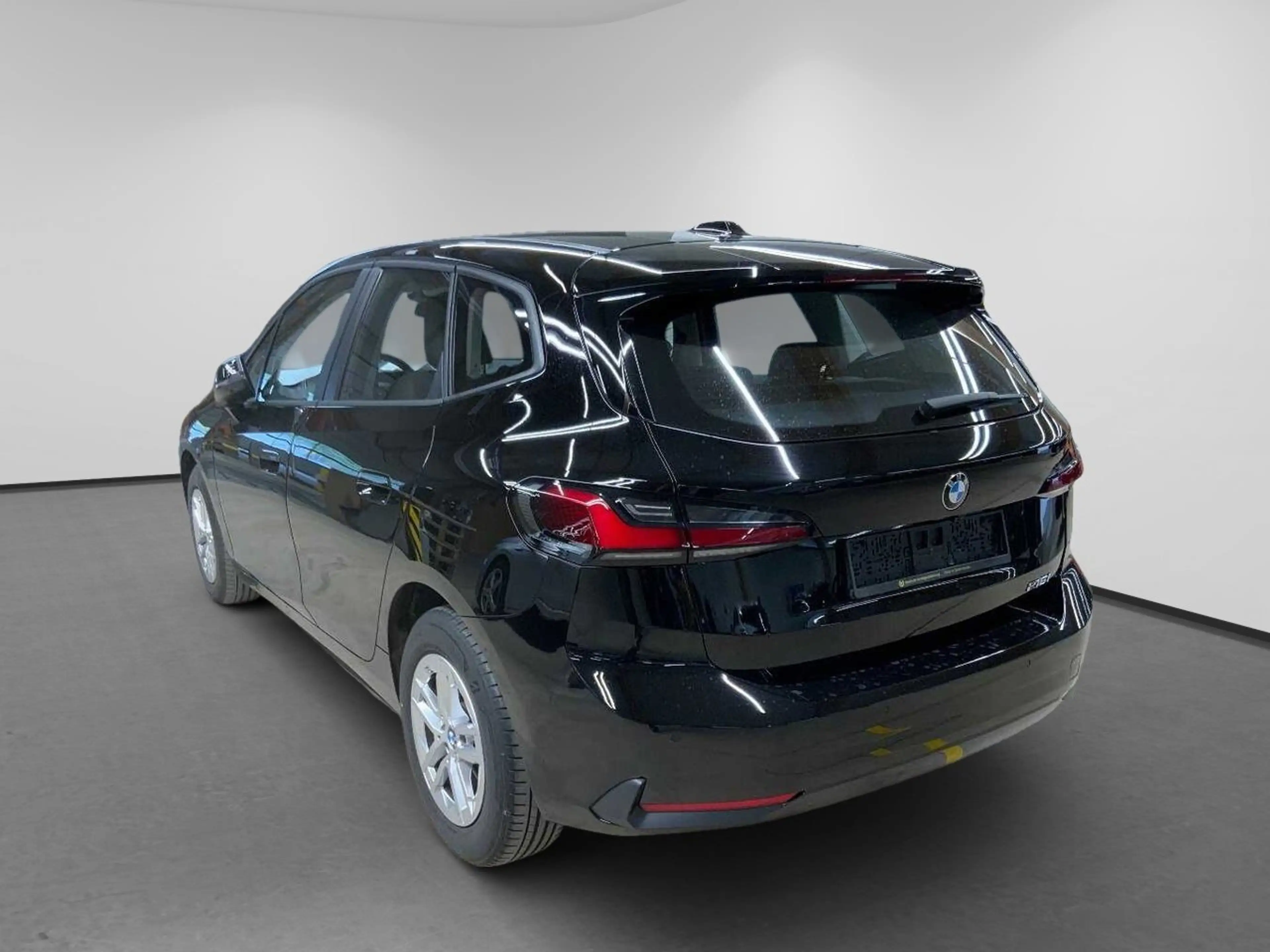 BMW 216 i Active Tourer Wide Inno SpoSi ACC BLIS HuD — photo 7