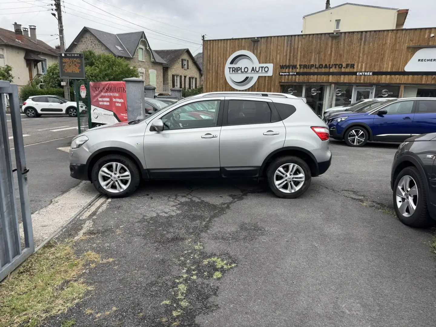 Nissan Qashqai Qashqai 1.6 dCi FAP - 130 S\u0026S Tekna Gps + Camera AR + Attelage + toit panoramique Gris - 2
