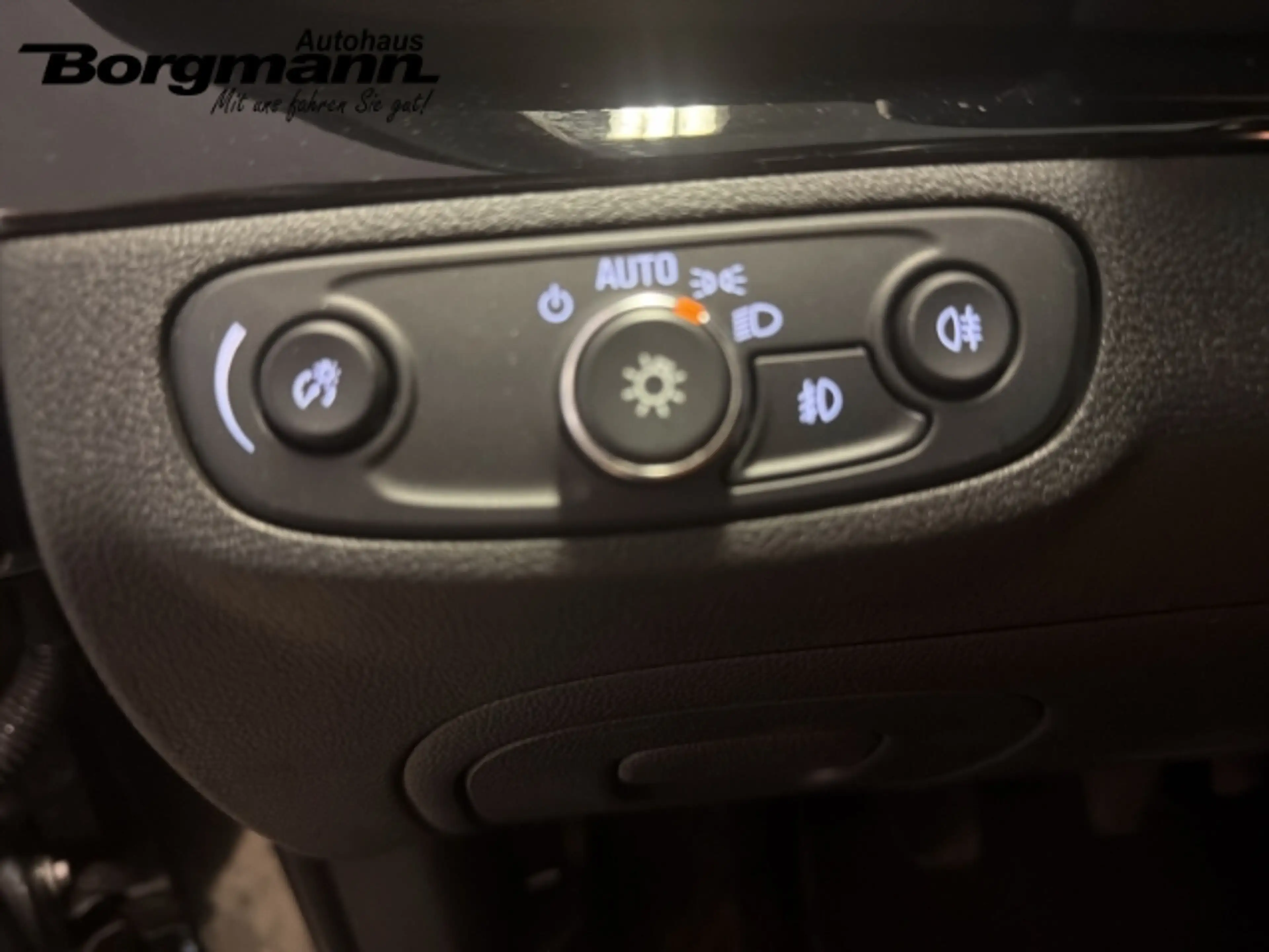Opel Mokka X 1.4 Ultimate BOSE - Rückfahrkamera - AHK - Navi — photo 15