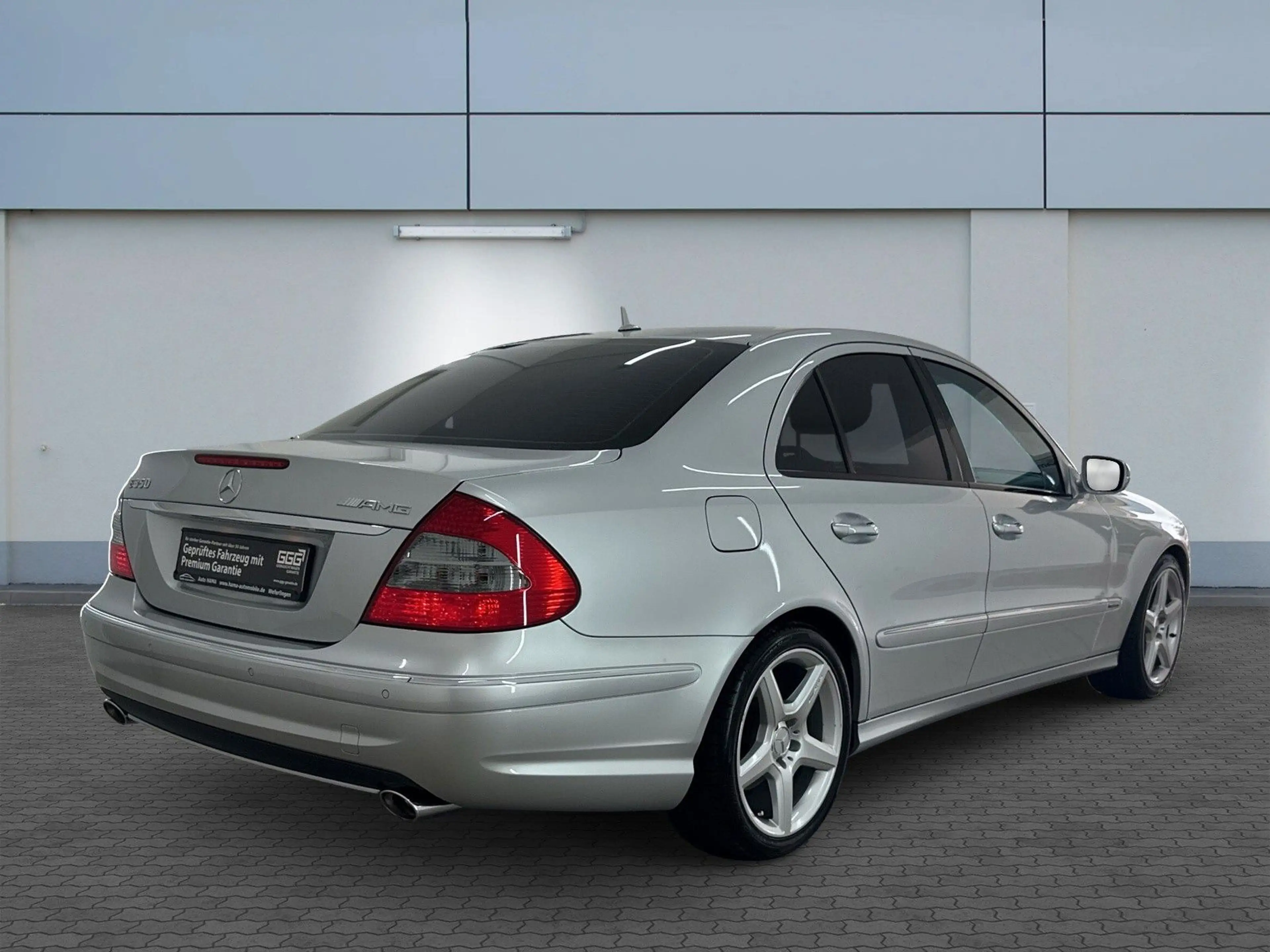 Mercedes-Benz E 350 Limo AMG-Paket PDC*XEN*MEM*SHZ*ROLLO*LEDER — photo 2