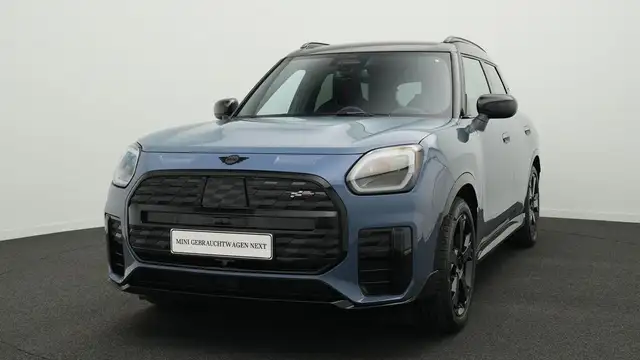 MINI Countryman SE All4 John Cooper Works Trim