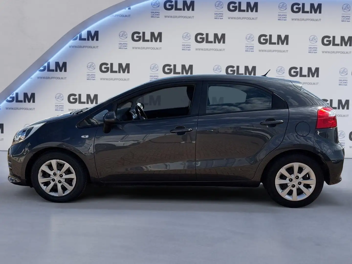 Kia Rio 1.2 CVVT 5p. Cool Gris - 2