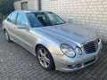 Mercedes-Benz E 200 Kompressor Avantgarde Navi/SD/Xenon/T-Lede Argent - thumbnail 1