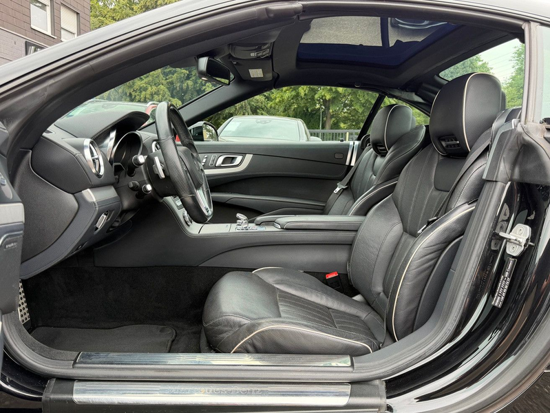 Mercedes-Benz SL 500 AMG Line 1Hd MagicSky/H&K/Sitzklima/KeyGo — photo 12