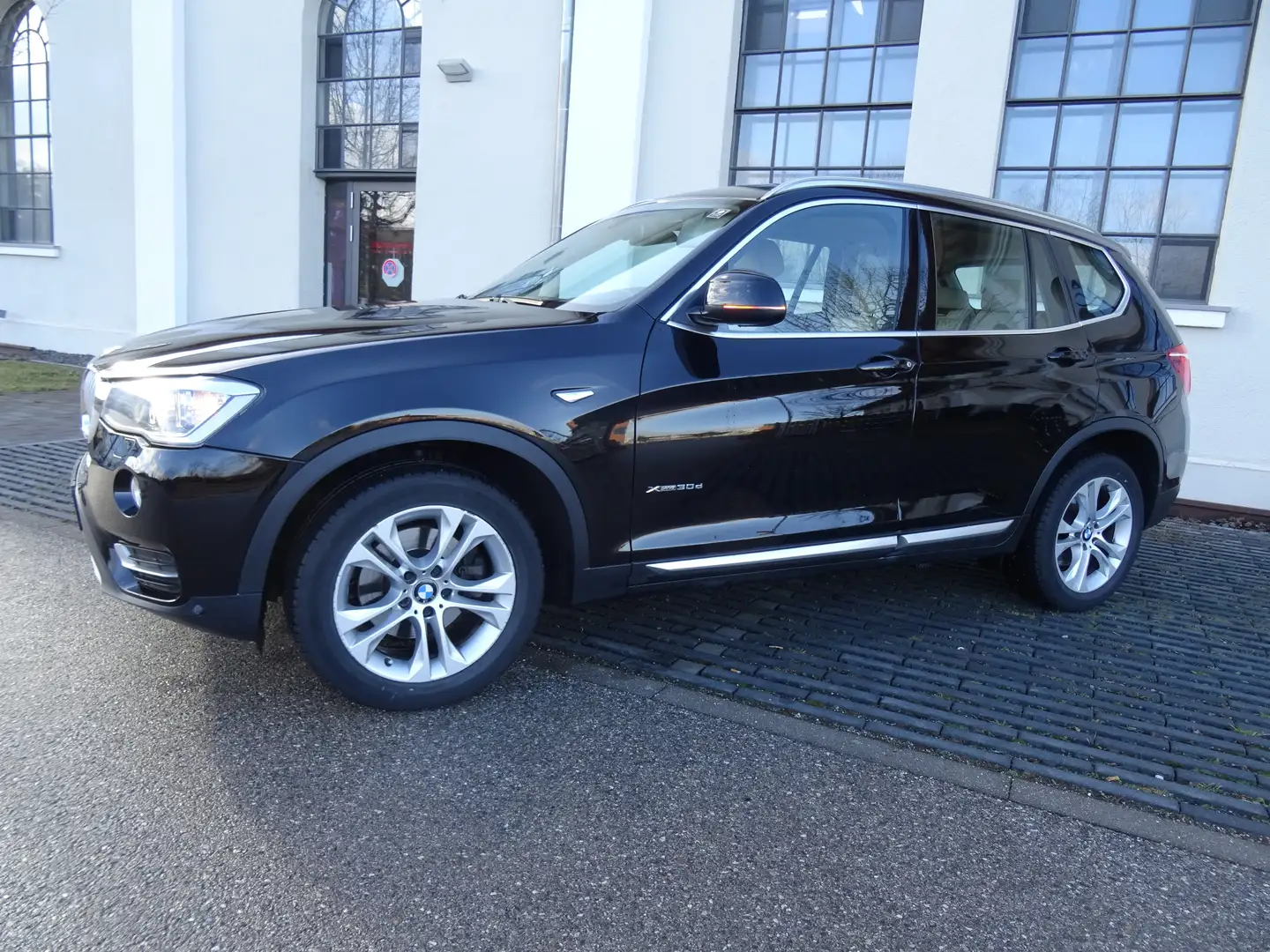 BMW X3 xDrive30d xLine (F25)-Top-Ausstattung-Euro 6 Zwart - 2