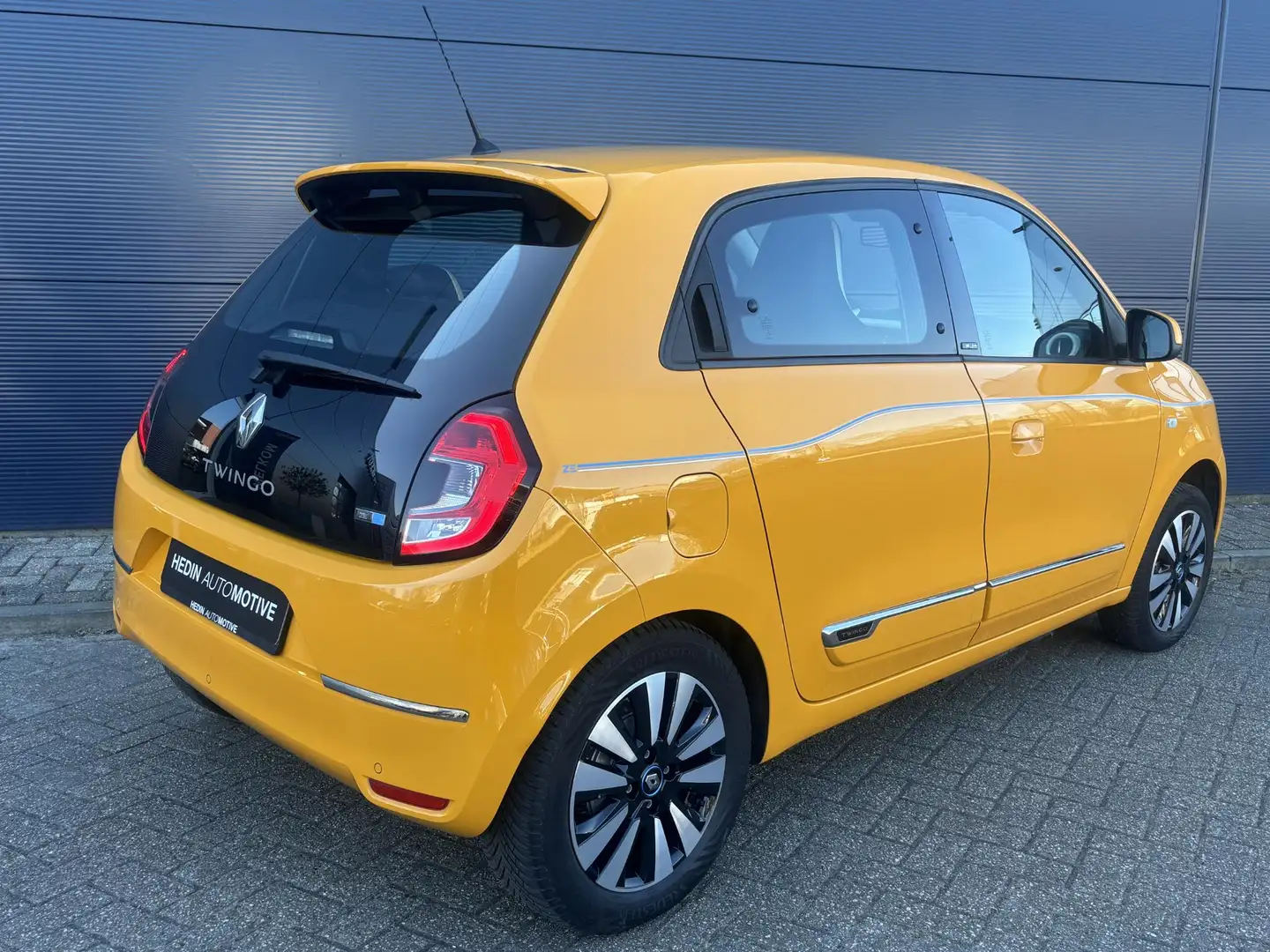 Renault Twingo Z.E. R80 Intens | Clima | Camera | Stoelverwarming Giallo - 2