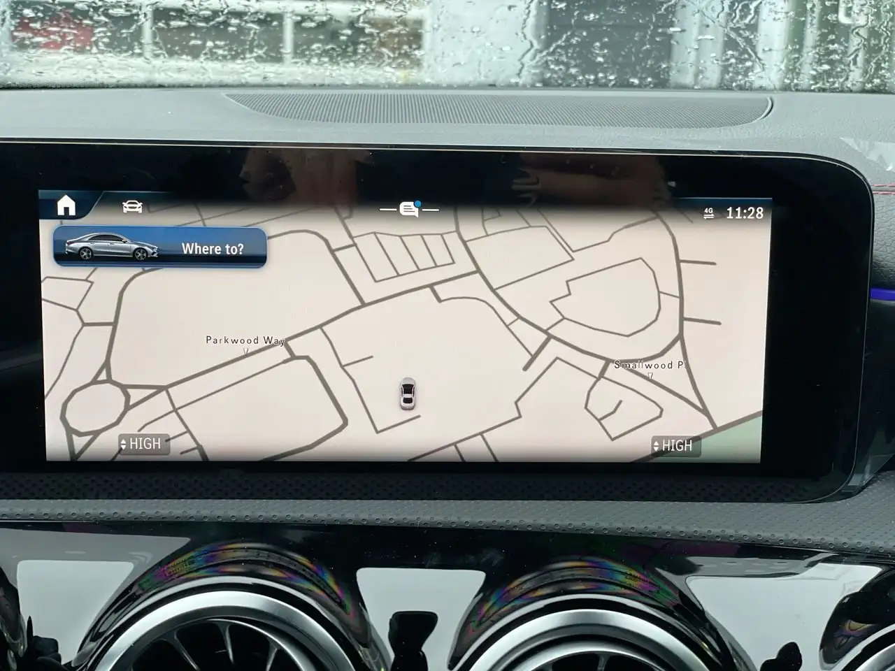 Mercedes-Benz CLA снимка Mercedes-Benz CLA