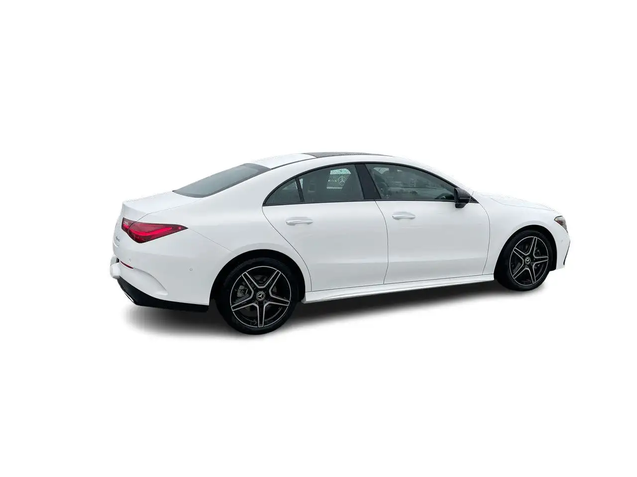 Mercedes-Benz CLA снимка Mercedes-Benz CLA
