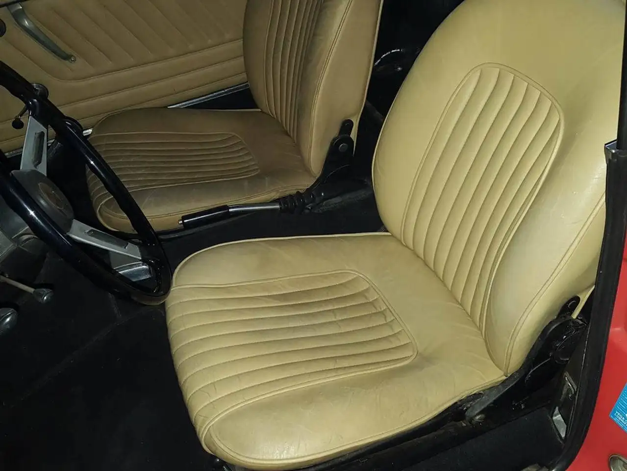 Alfa Romeo Spider Duetto osso di seppia, foto 6
