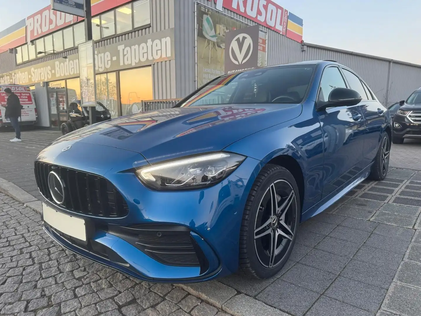 Mercedes-Benz C 300 e Limousine VOLL KAMERA SHZ TOP Bleu - 1