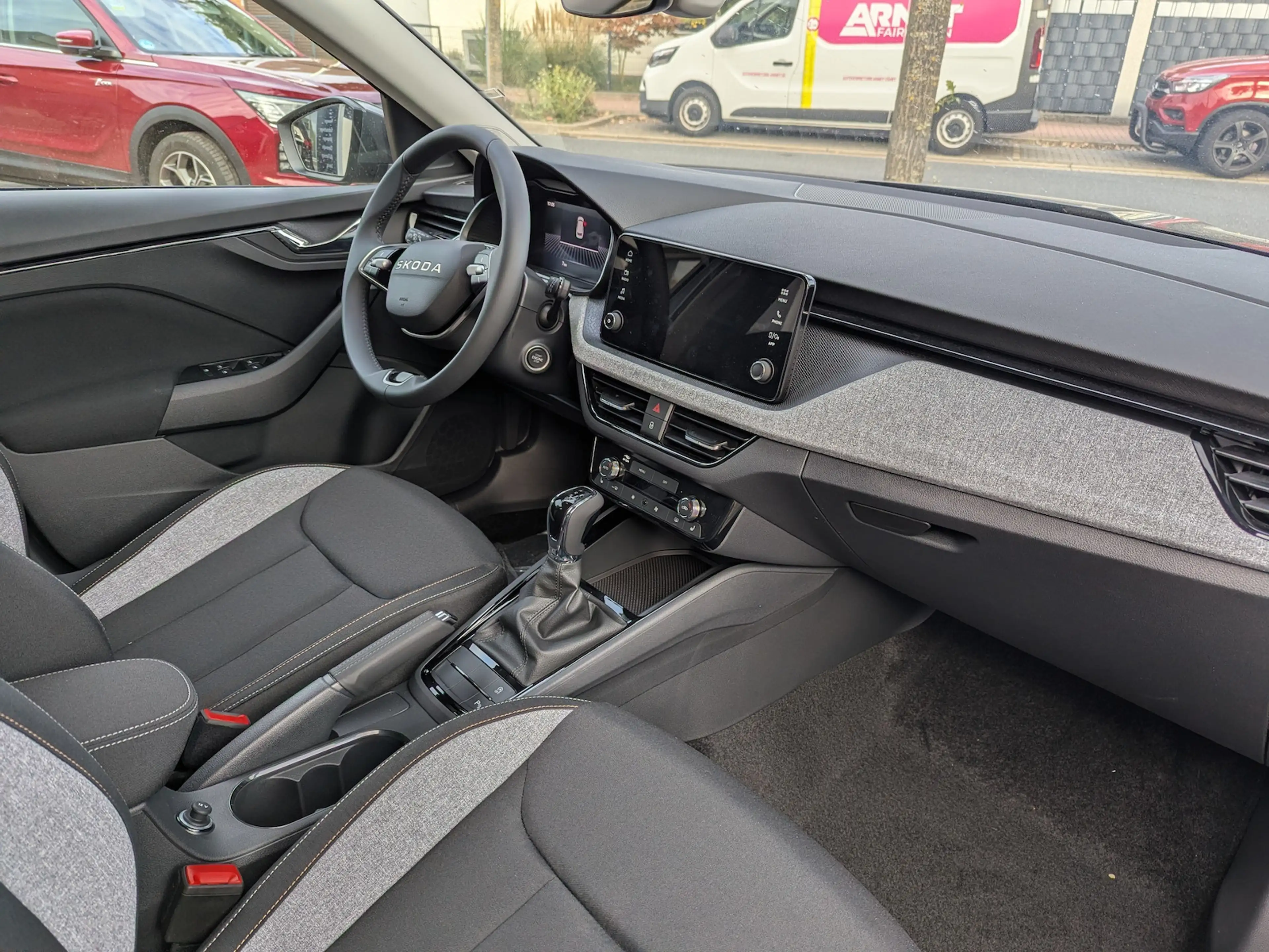 Skoda Kamiq Selection 1.0 TSI DSG — photo 5