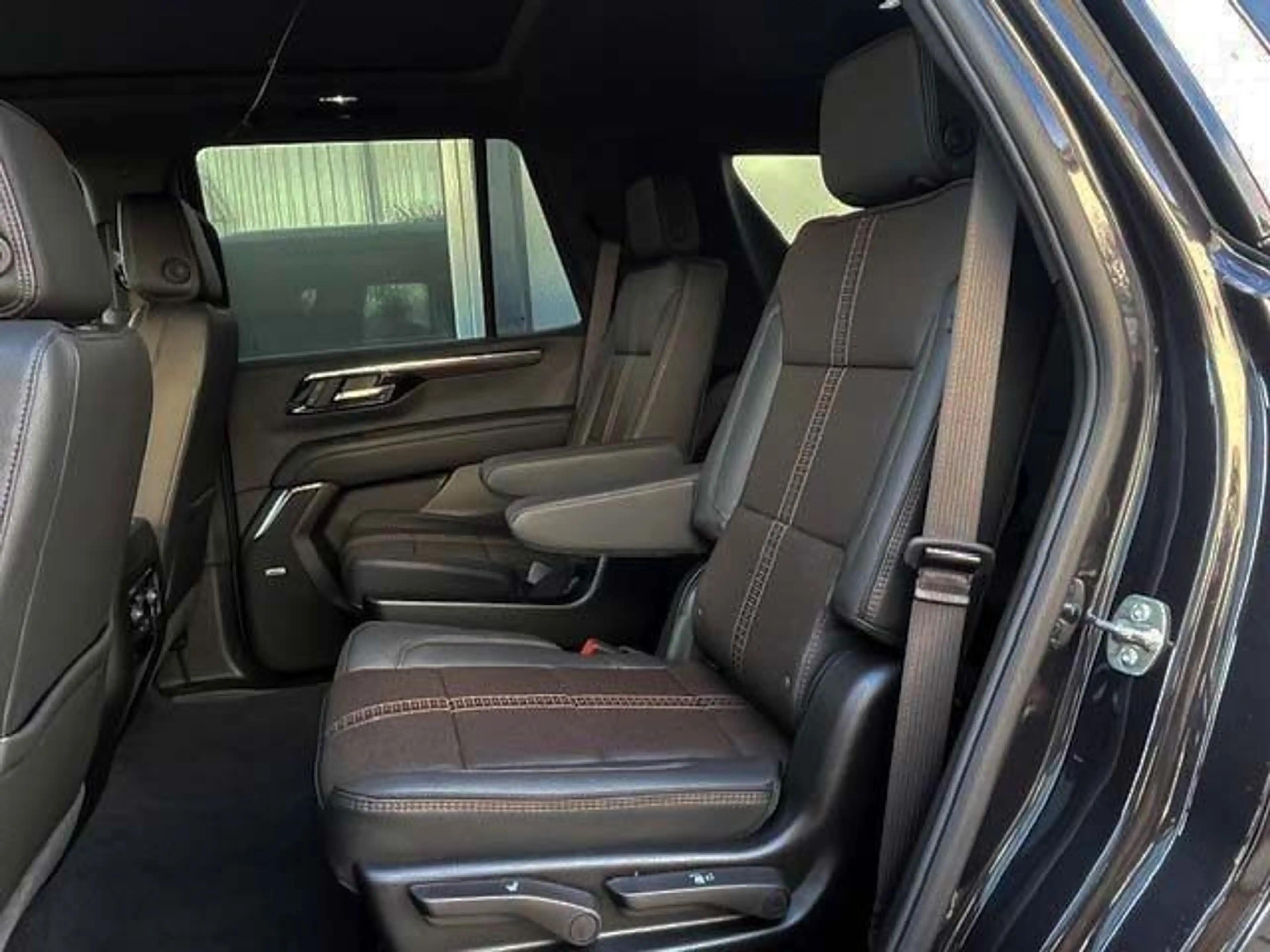 Chevrolet Tahoe High Country 6.2l V8 24" MY26 sofort — photo 10