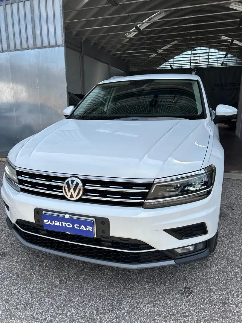 Volkswagen Tiguan Tiguan II 2016 2.0 tdi Advanced 150cv dsg Blanc - 1