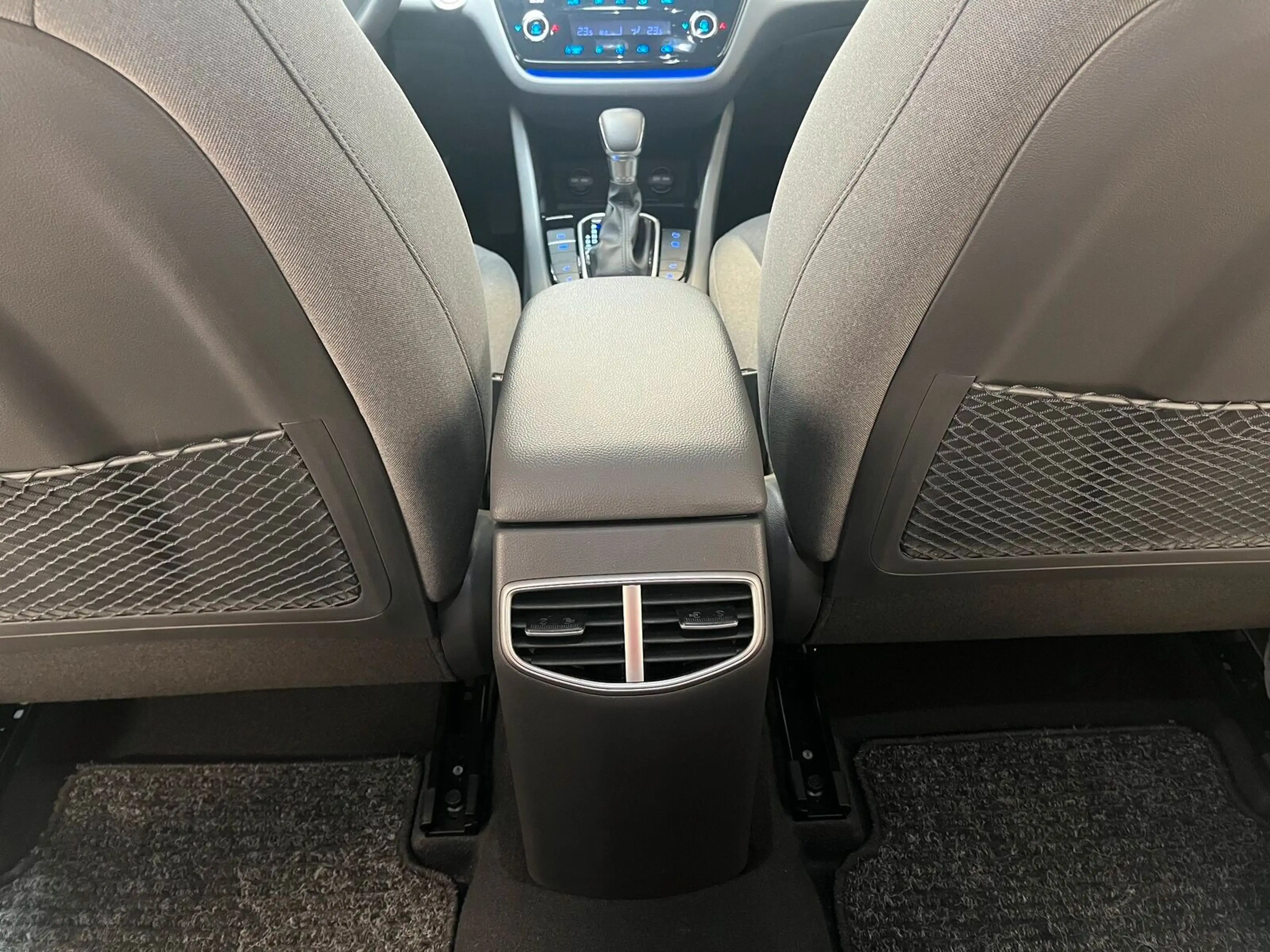 Hyundai IONIQ 1.6 PHEV Style LED|Navi|PDC|Sitzhz|Kamera — photo 14