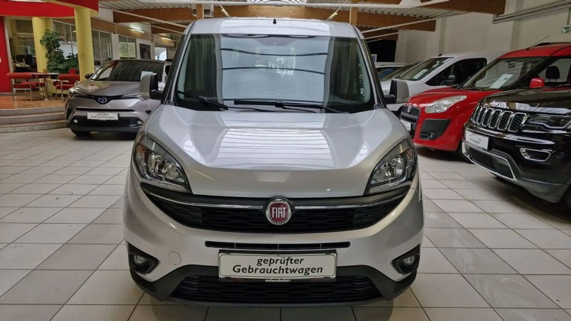 Fiat Doblo SX Maxi Kombi Grau - 2