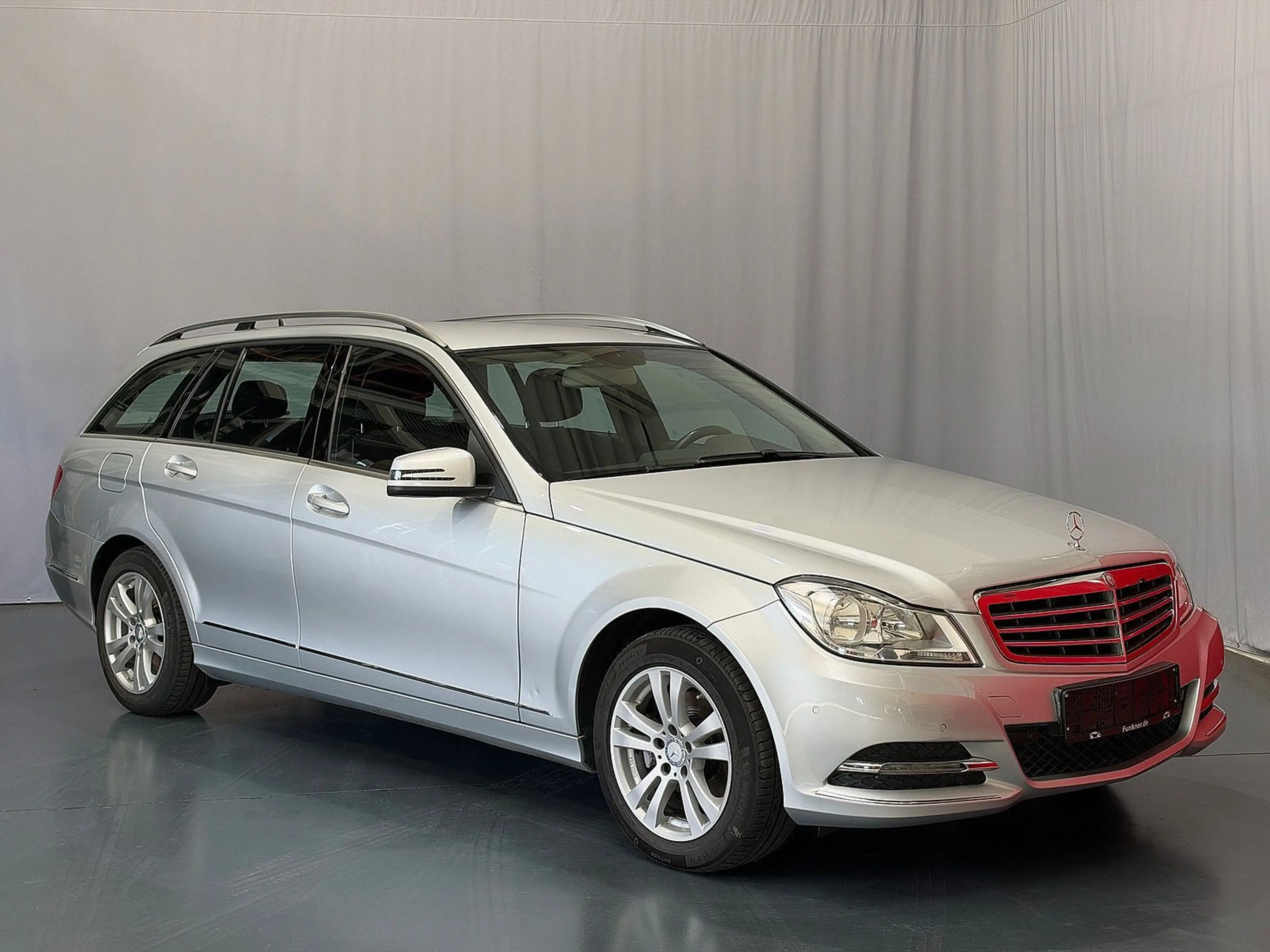 Mercedes-Benz C 180 T-Modell CGI BlueEfficiency ELEGANCE — photo 2