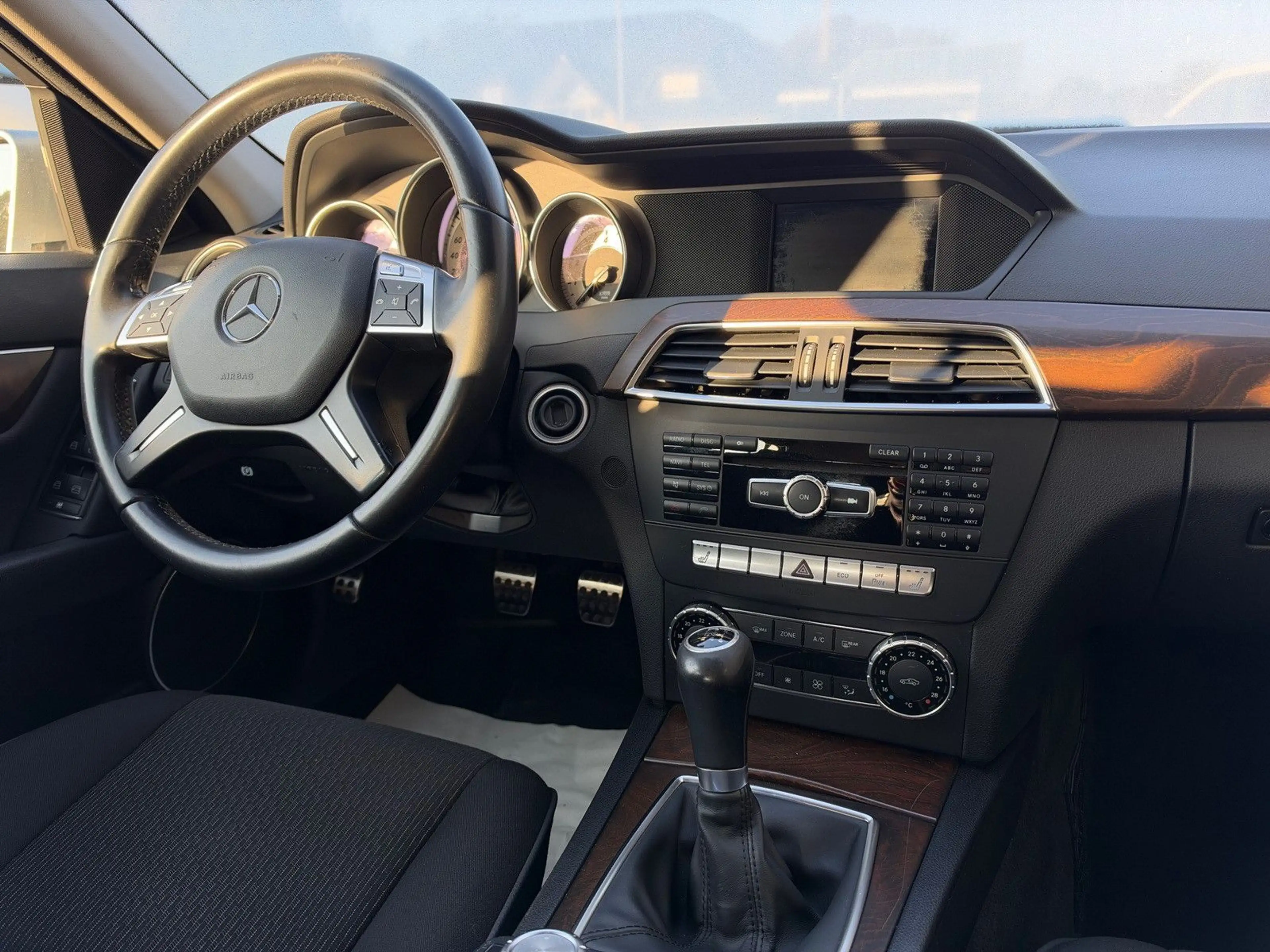 Mercedes-Benz C 180 T-Modell CGI BlueEfficiency ELEGANCE — photo 5