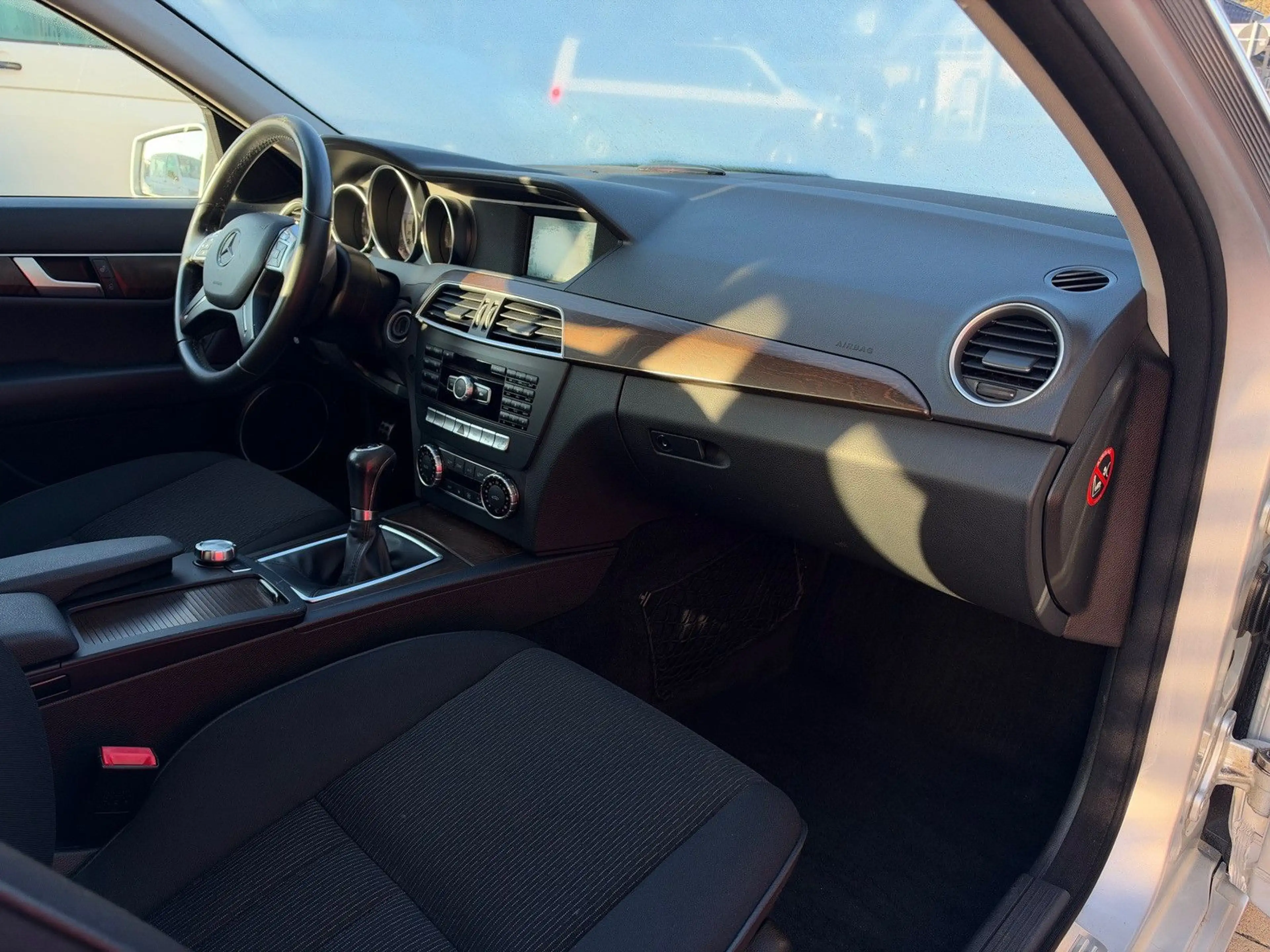 Mercedes-Benz C 180 T-Modell CGI BlueEfficiency ELEGANCE — photo 6