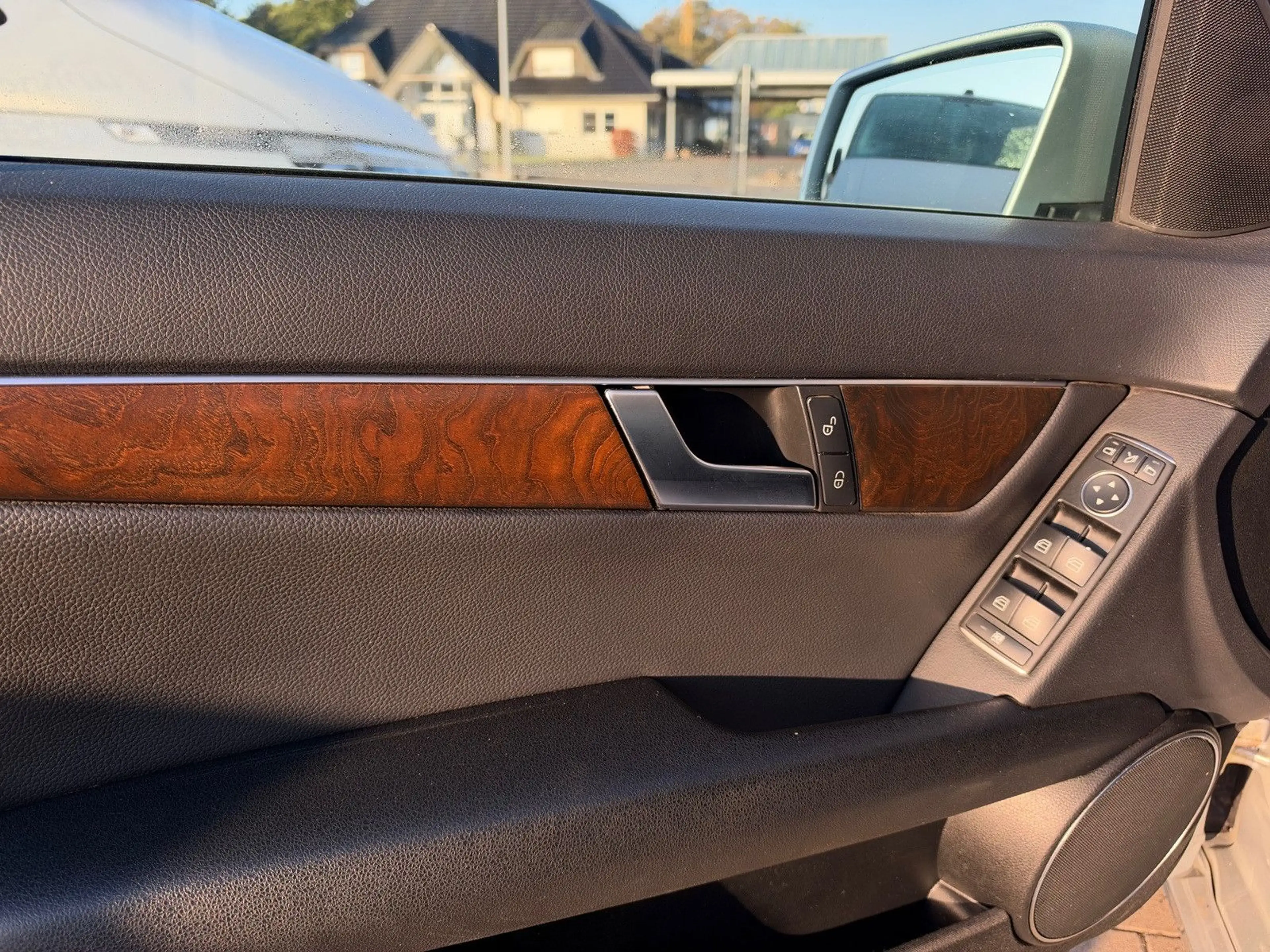 Mercedes-Benz C 180 T-Modell CGI BlueEfficiency ELEGANCE — photo 11