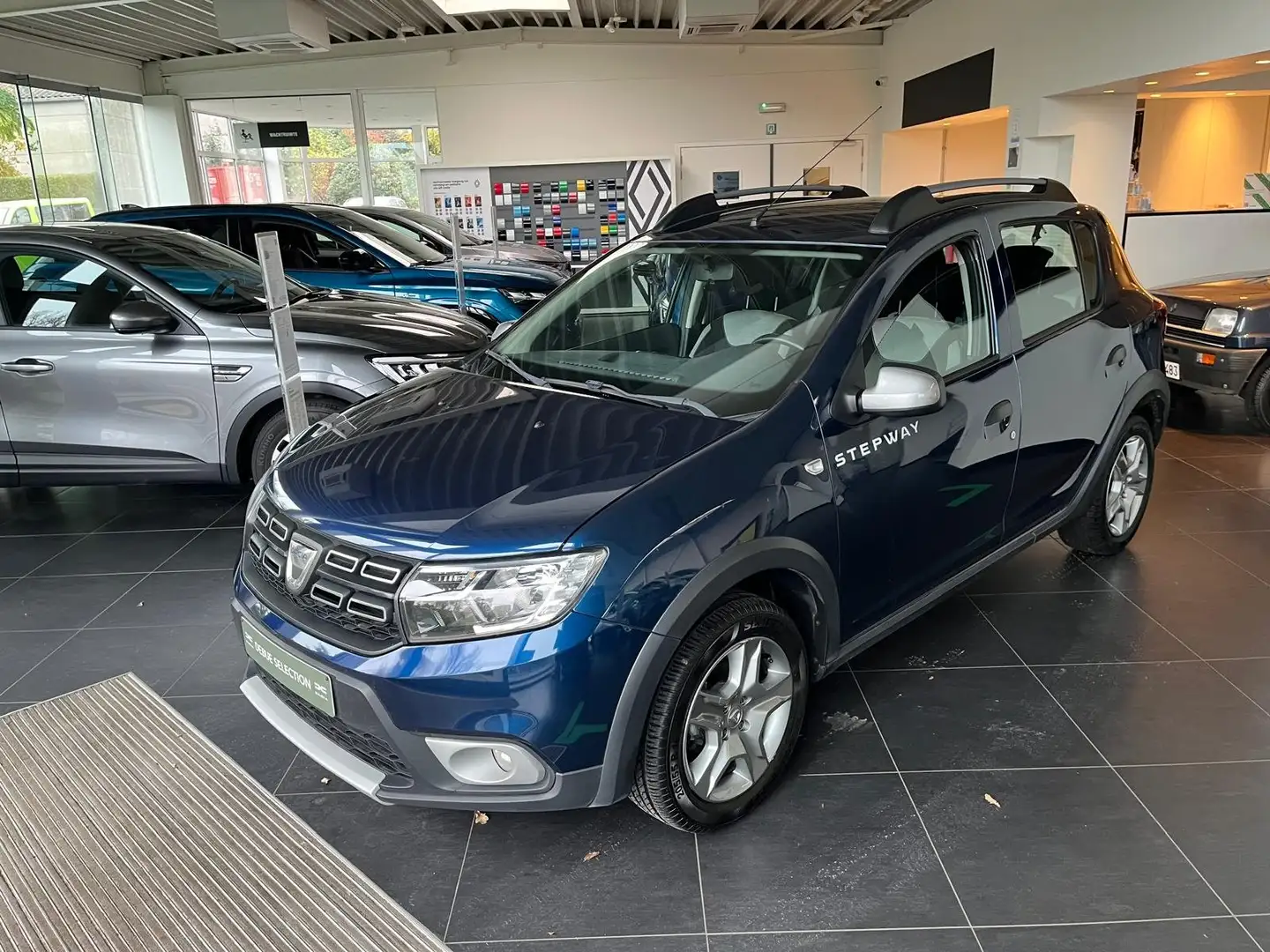 Dacia Sandero Sandero Stepway TCe 90 (S Blauw - 2