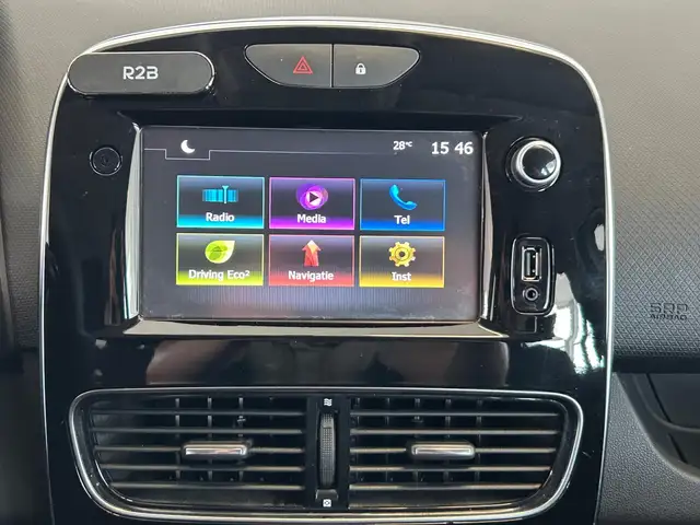 Renault Clio view 14
