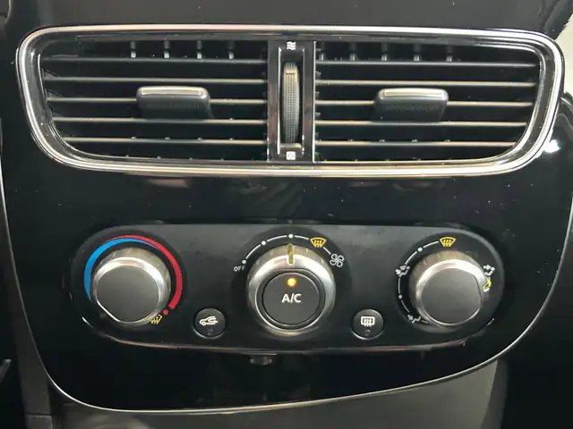 Renault Clio view 20