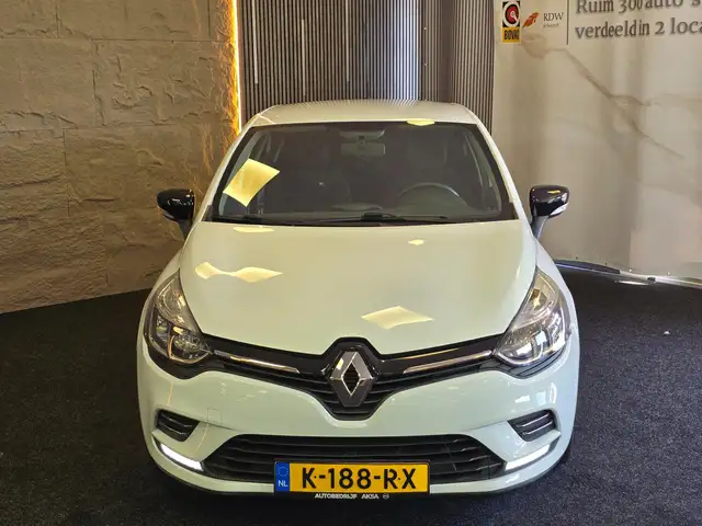 Renault Clio view 7