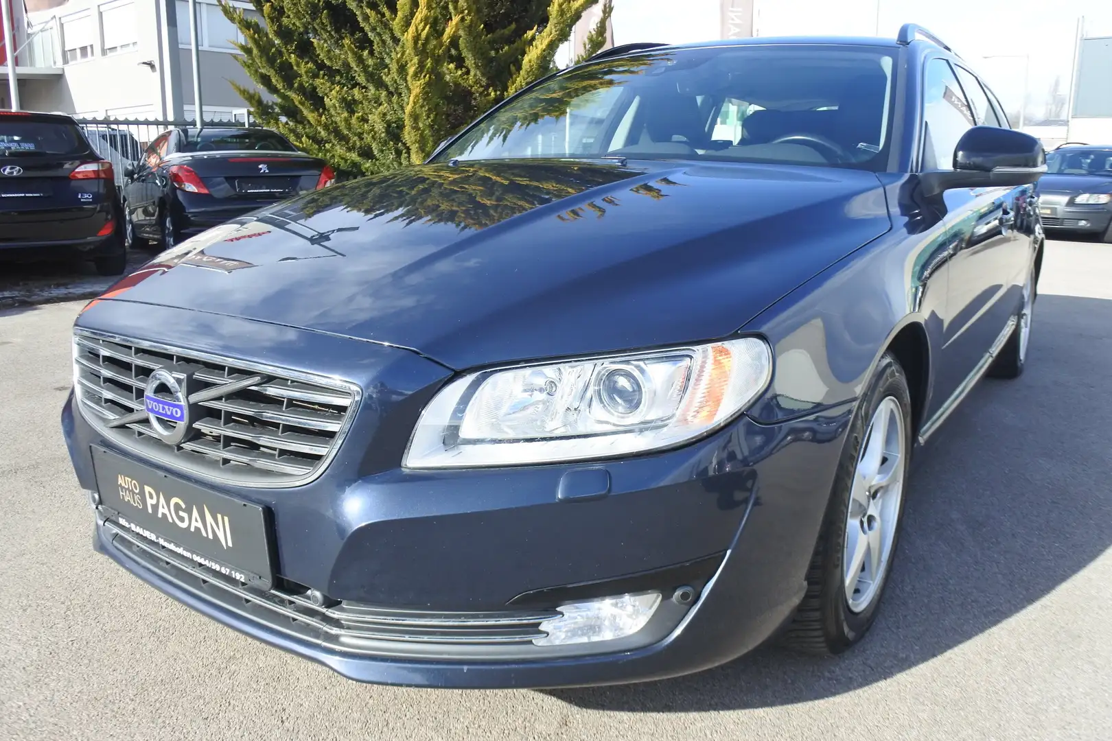 Volvo V70 V70 D4 Momentum Geartronic/AHK/8FACH/ - 1