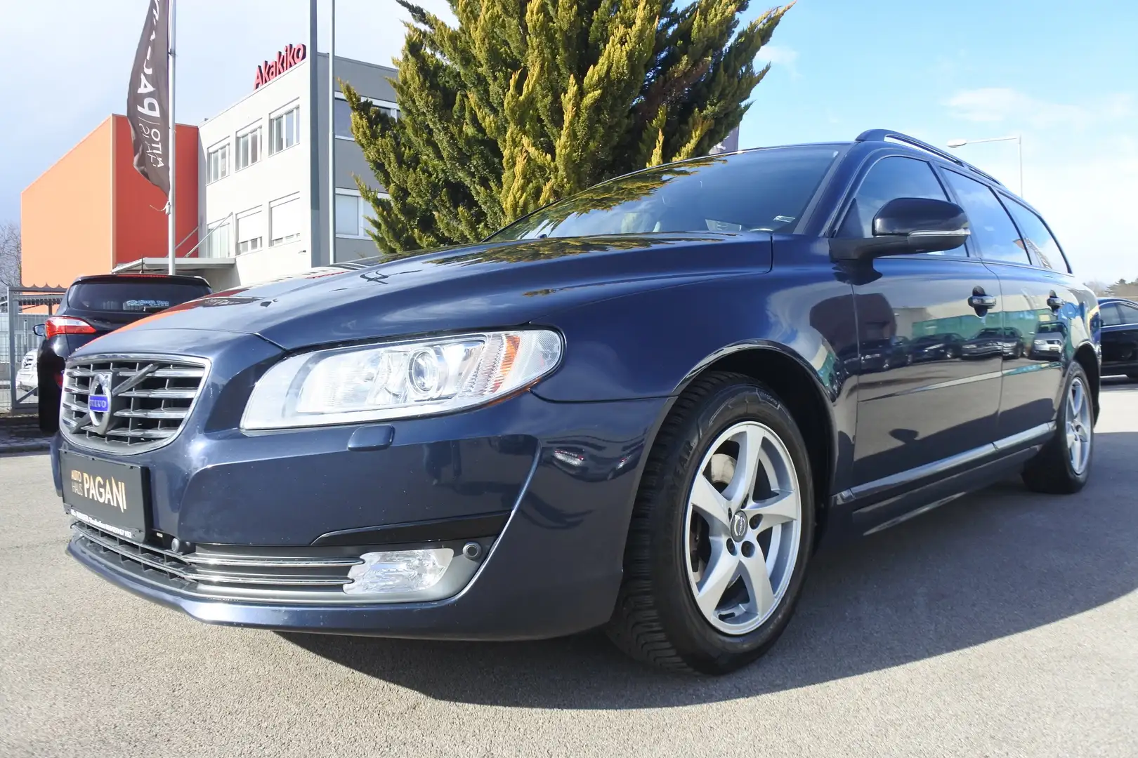 Volvo V70 V70 D4 Momentum Geartronic/AHK/8FACH/ - 2