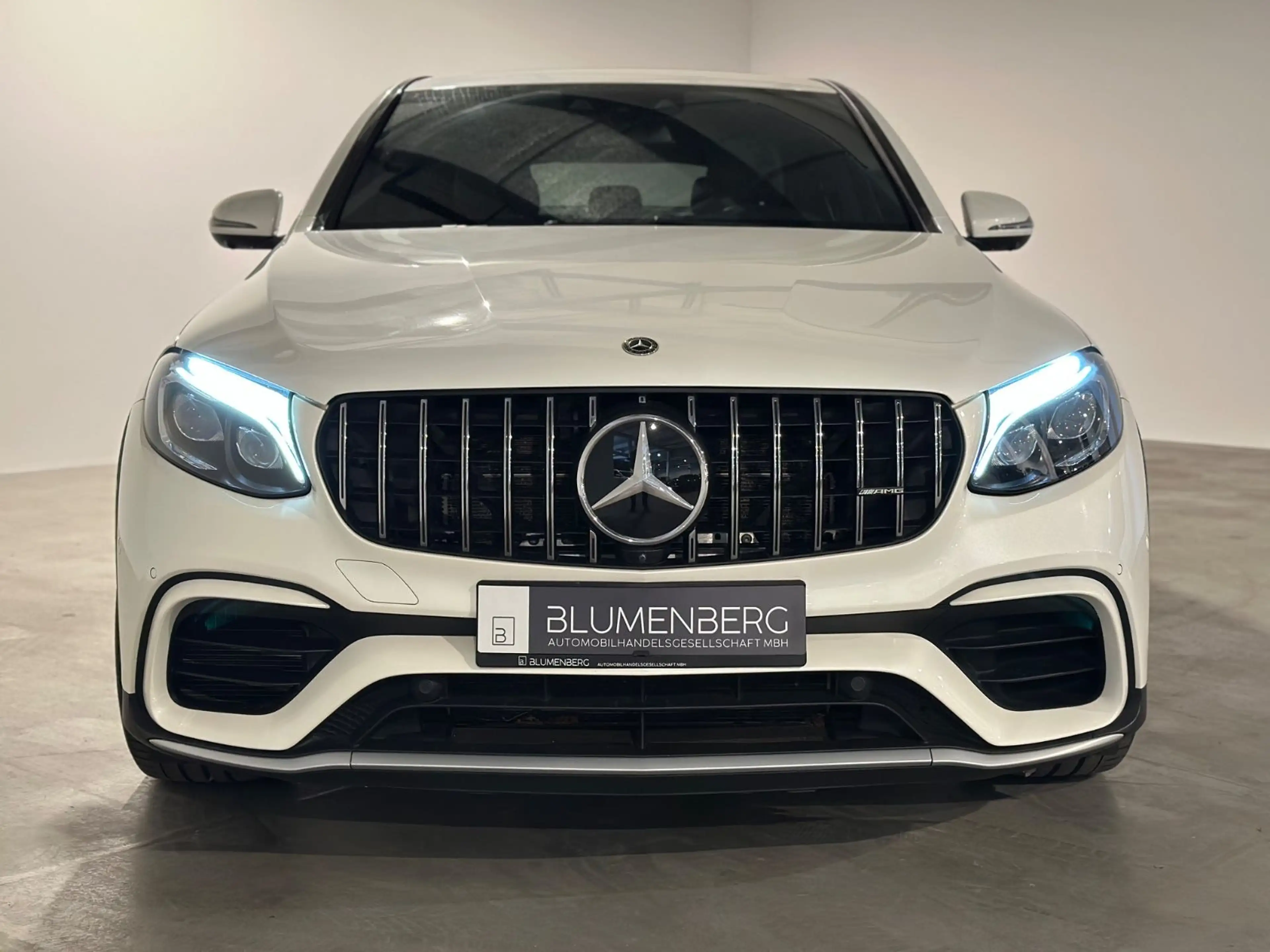 Mercedes-Benz GLC 63 AMG 4Matic Coupe *V8,Burmester,Pano,360°* — photo 7