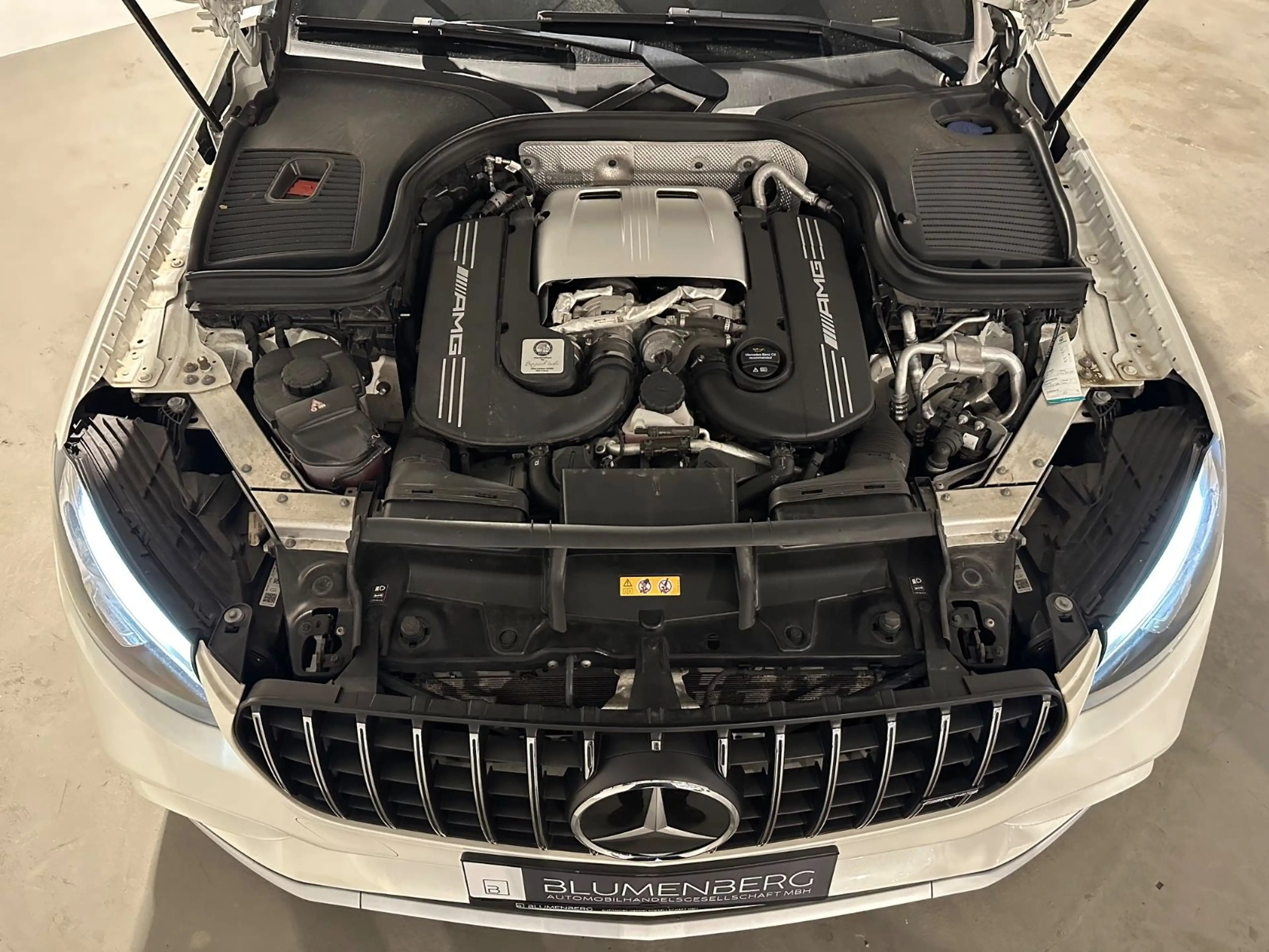 Mercedes-Benz GLC 63 AMG 4Matic Coupe *V8,Burmester,Pano,360°* — photo 9
